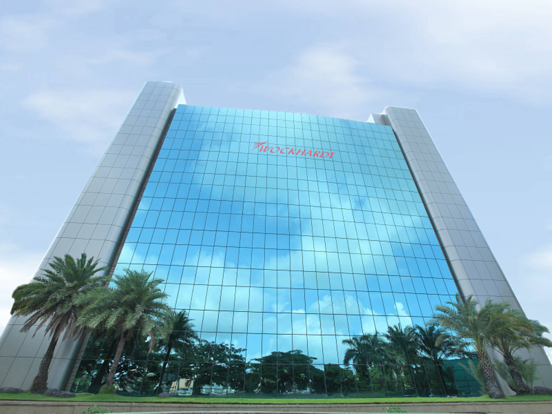 Bandra Kurla Complex Bandra East Mumbai: Why It’s Not Just an Office Hub Anymore