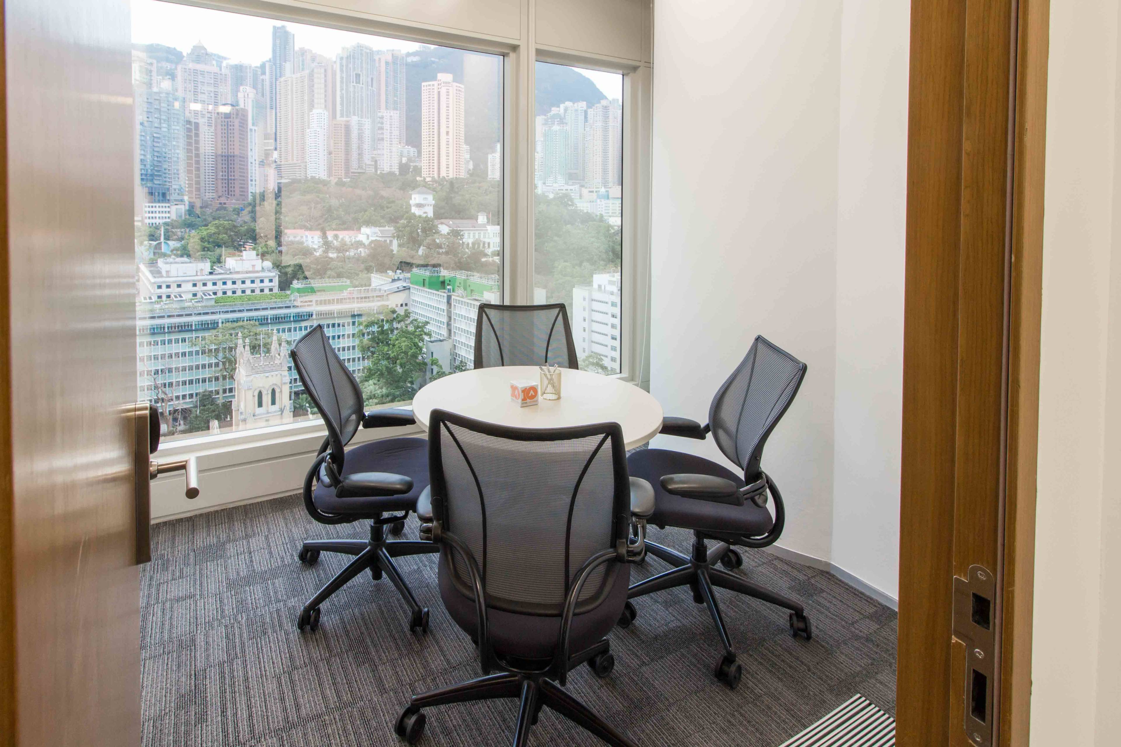 19/F, Cheung Kong Center, 2 Queen's Road Central