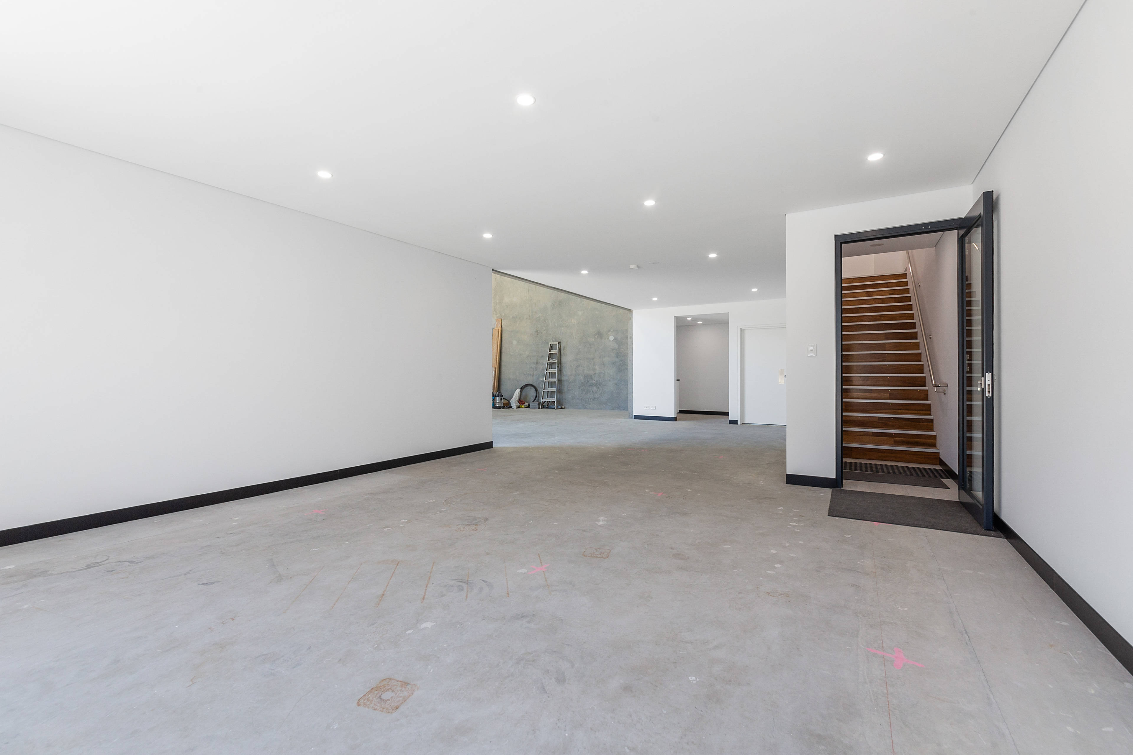 Units 1 6 / 4 Enterprise Court JLL Properties AU