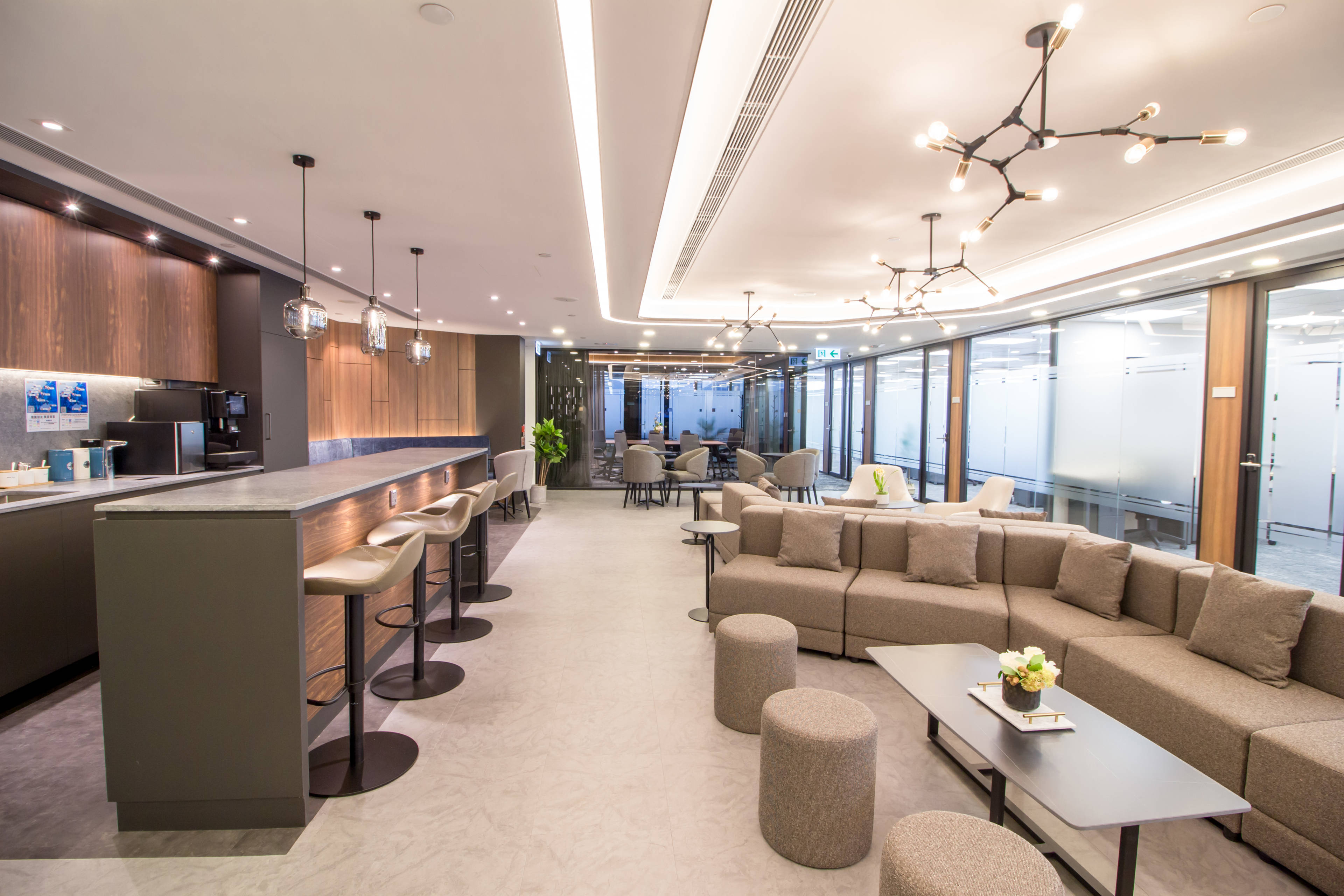 Level 27, Wing On Centre, 111 Connaught Road Central, Sheung wan