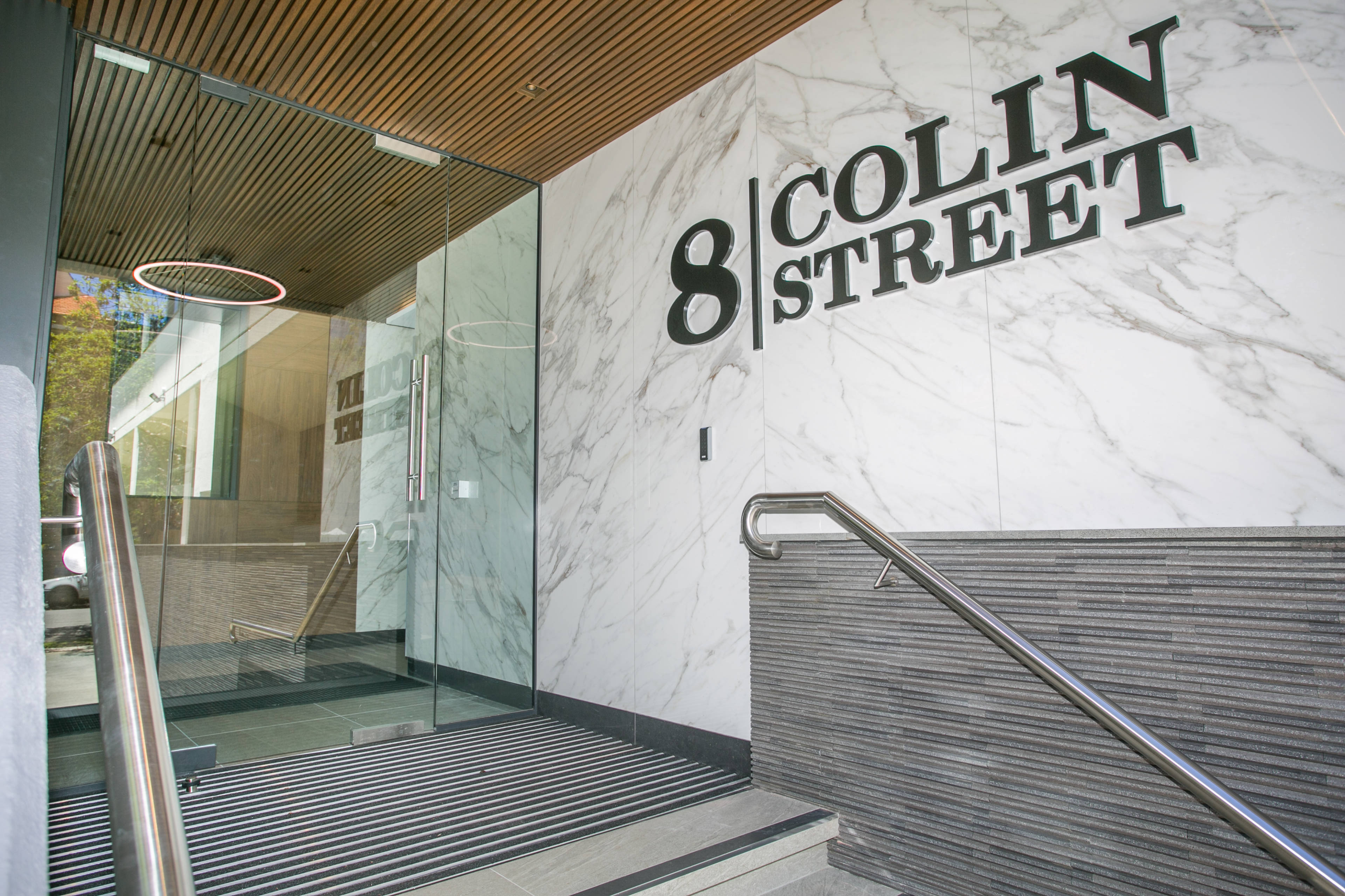 8 Colin Street