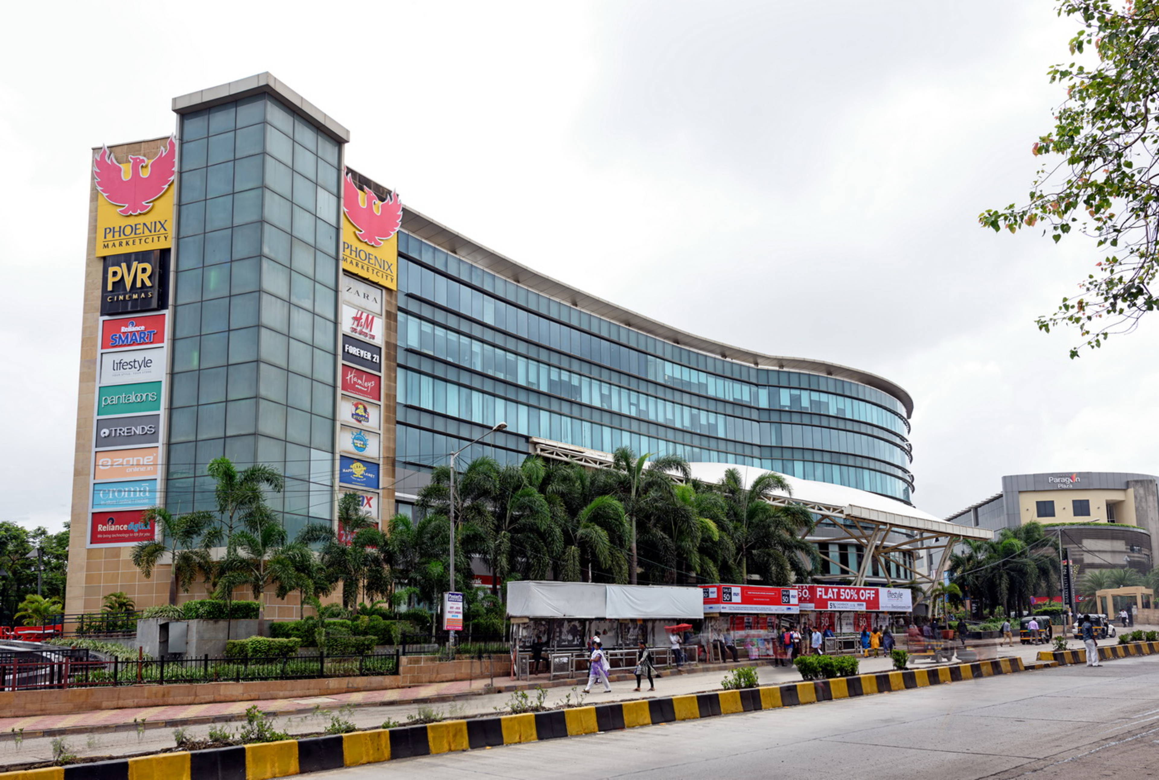 Phoenix Market City The Centrium Kurla W JLL Properties IN phoenix-market-city-the-centrium-kurla-w-jll-properties-in