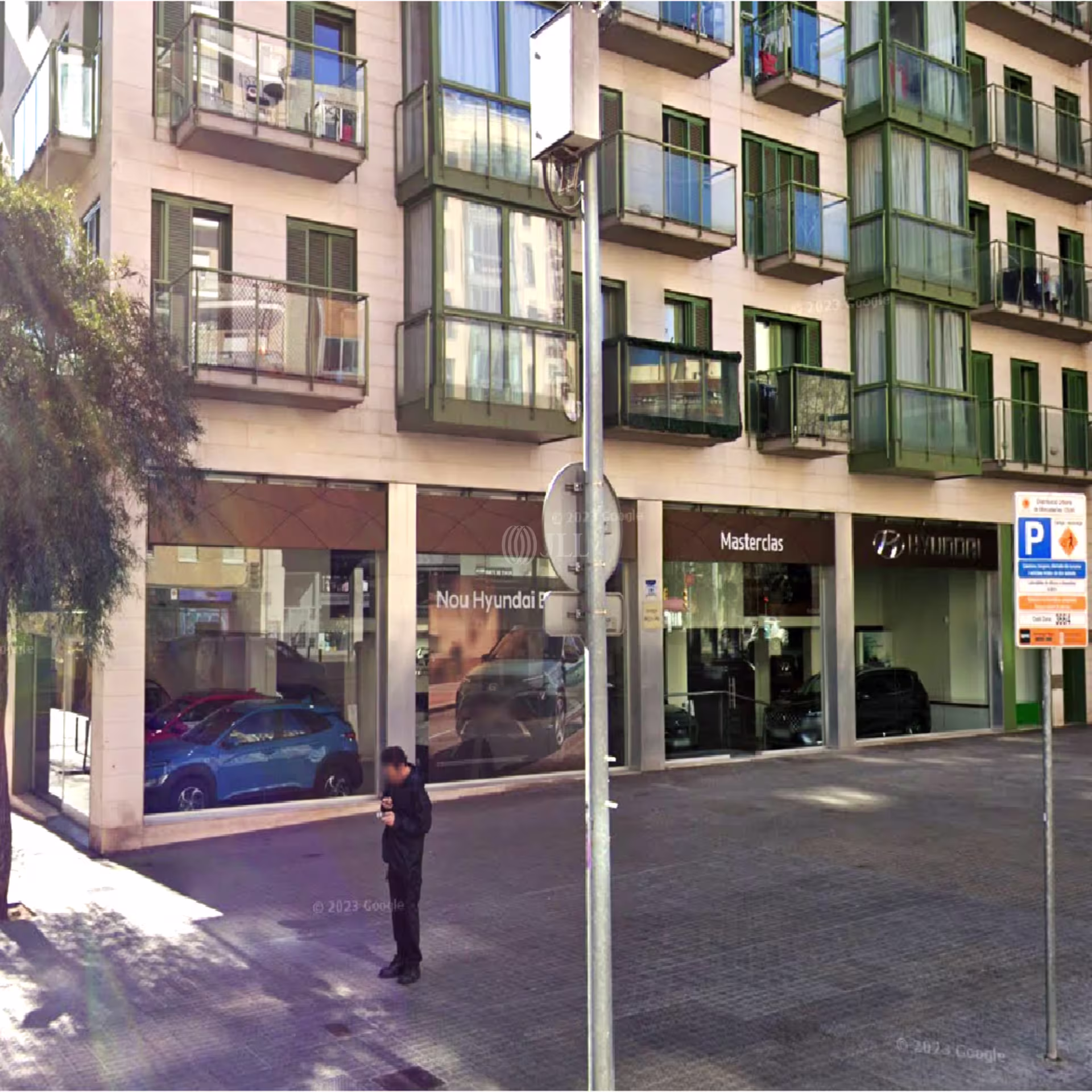calle Arago