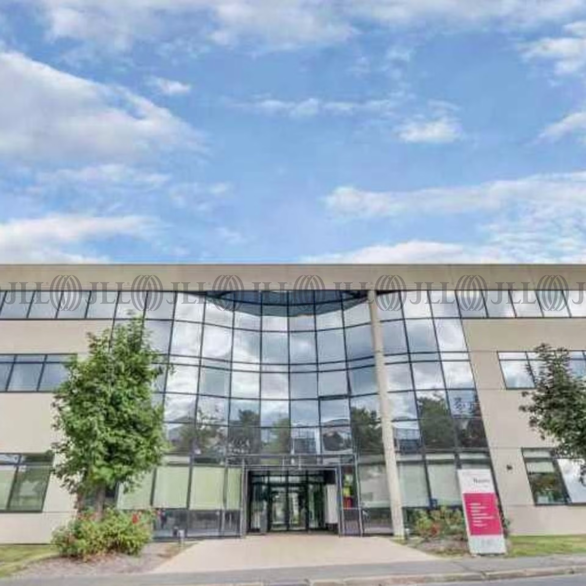 56 RUE DES HAUTES PATURES