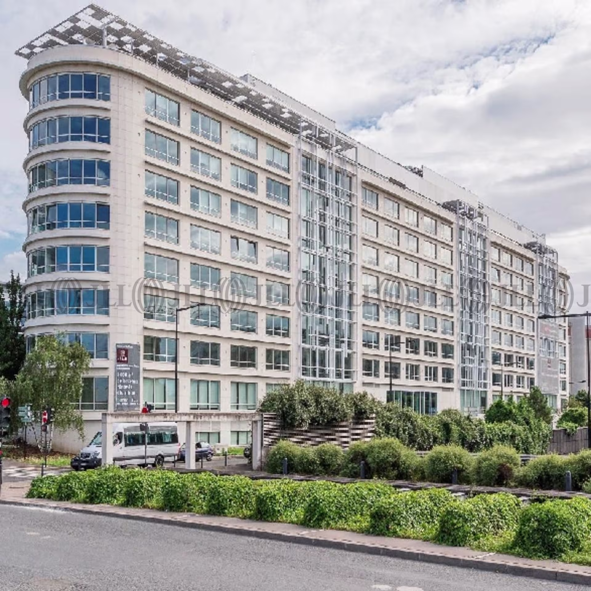 23 RUE FRANCOIS JACOB