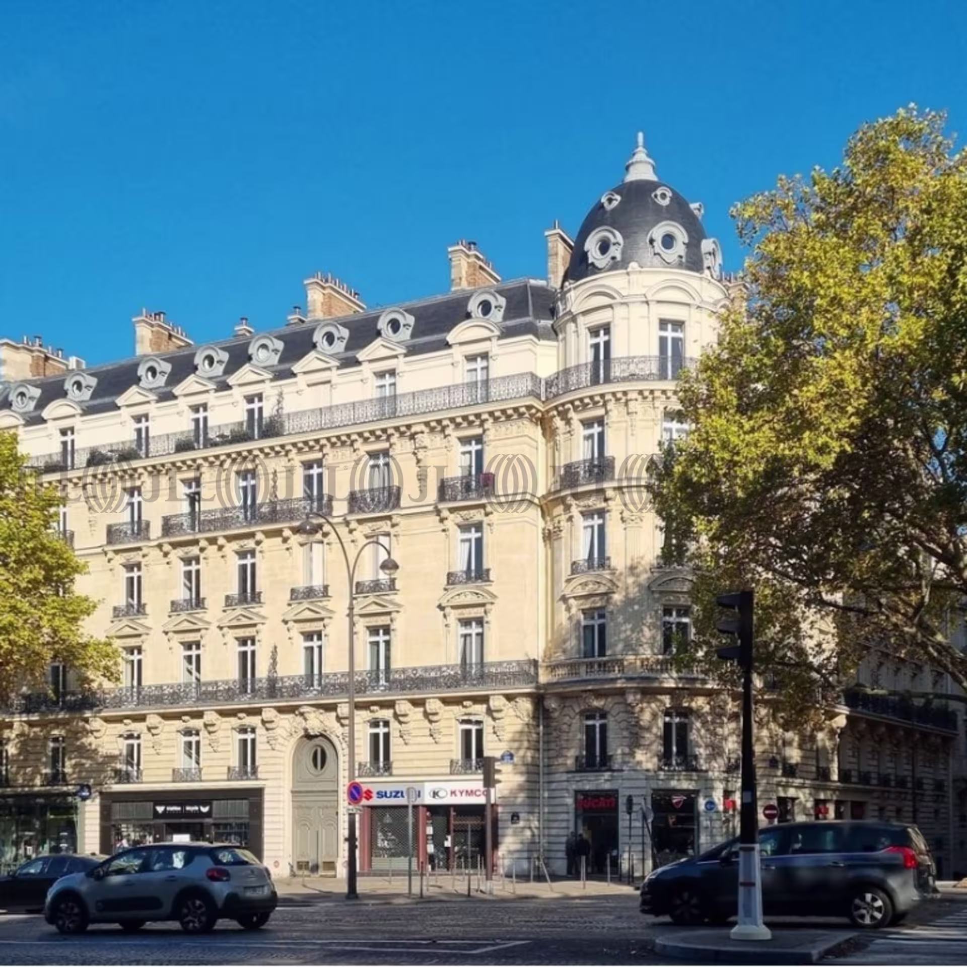 22 AVENUE DE LA GRANDE ARMEE