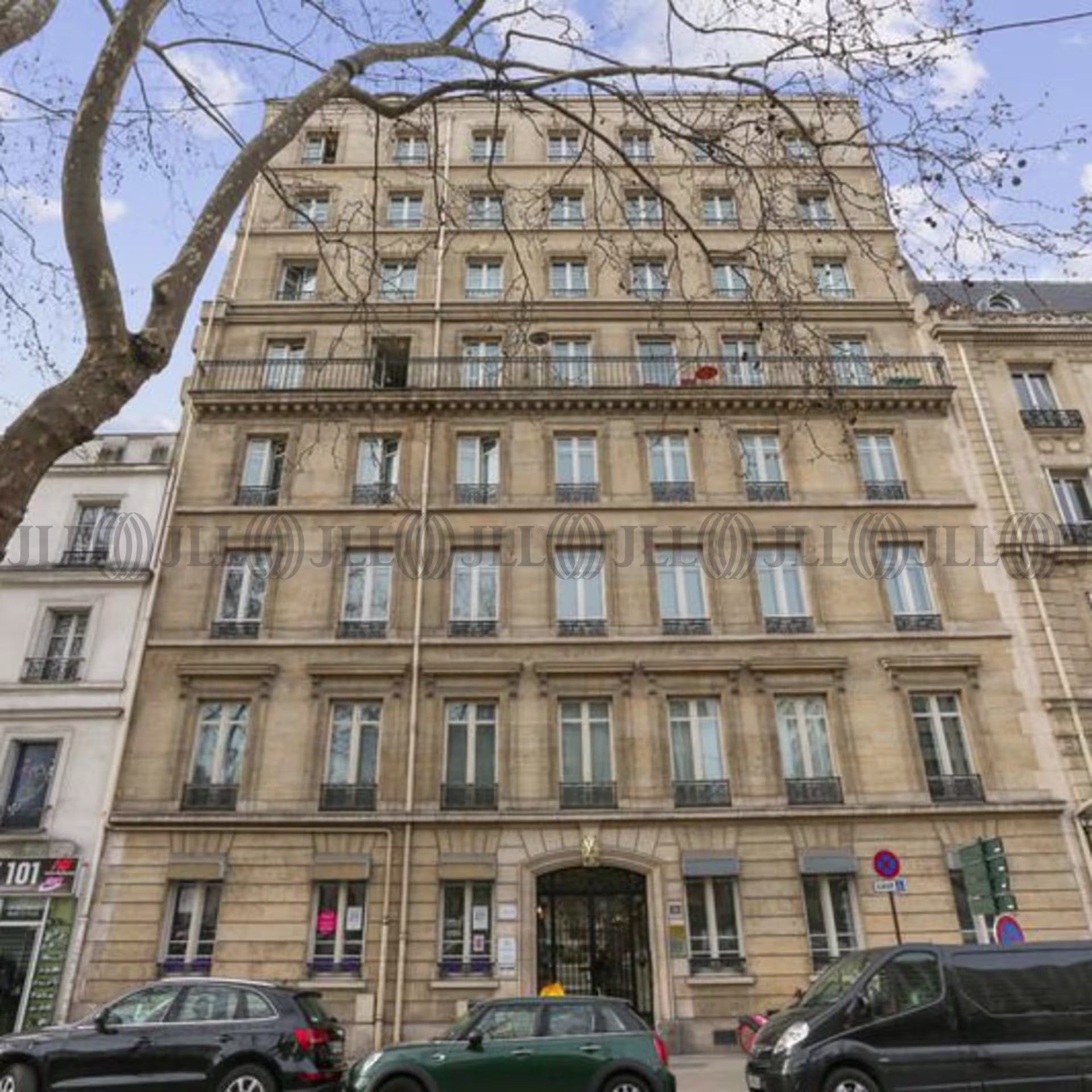 103 AVENUE CHARLES DE GAULLE