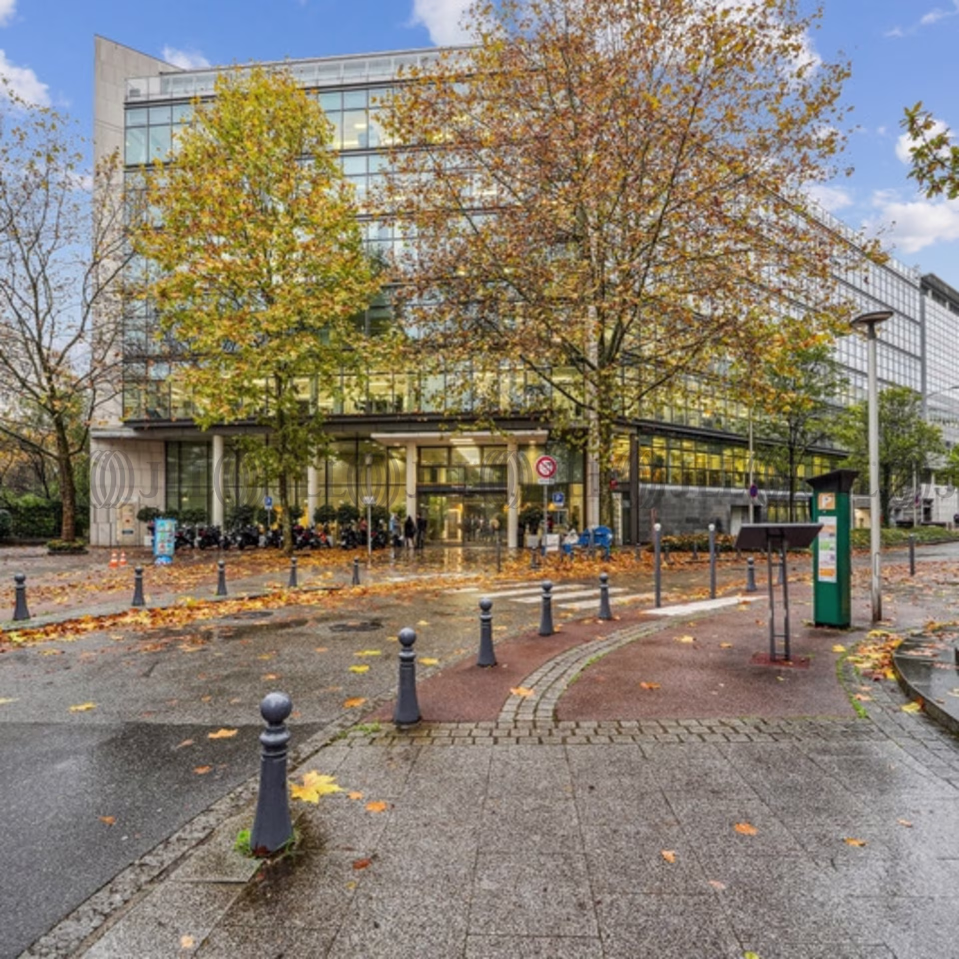 9-15 RUE MAURICE MALLET