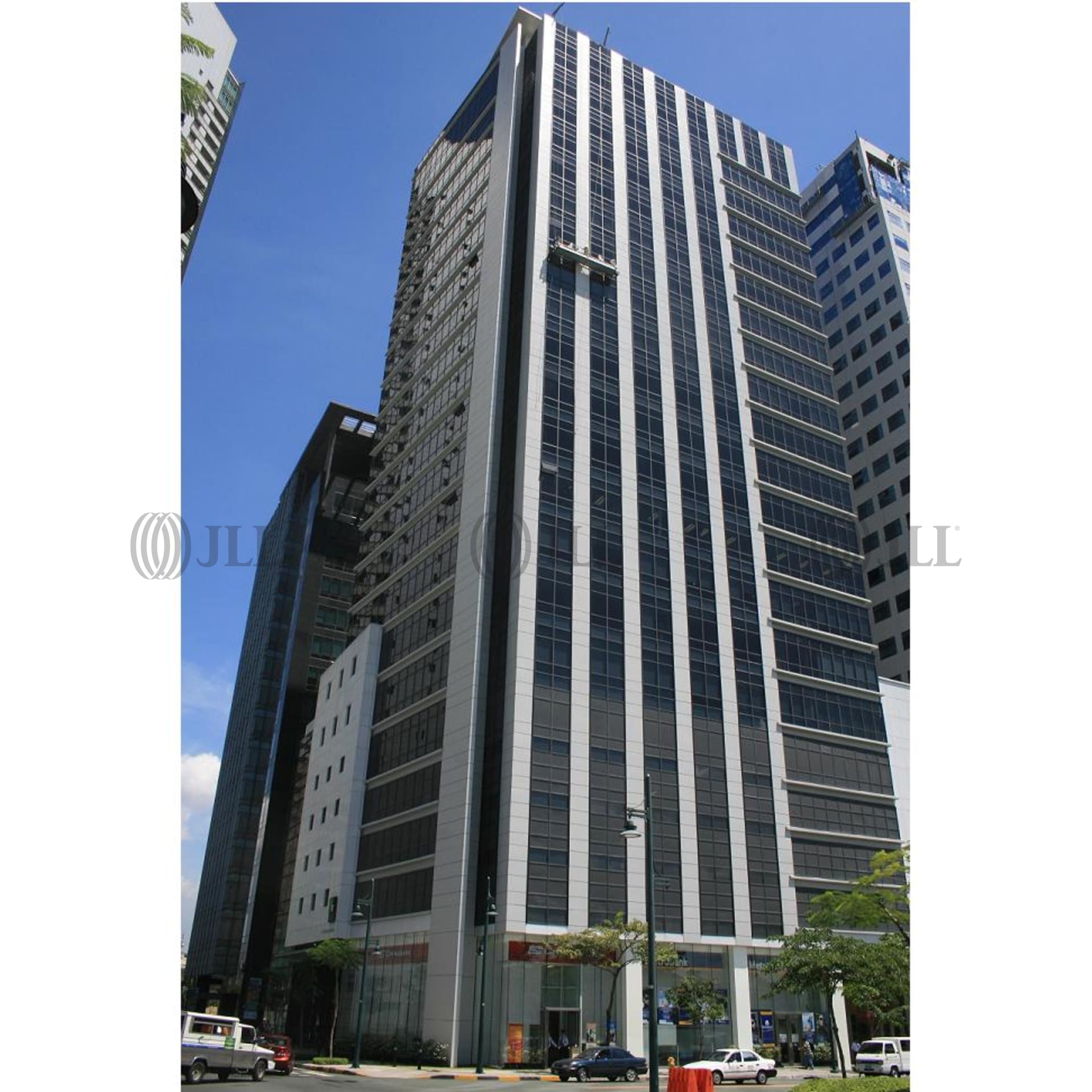 22F Marajo Tower, 26th Street corner 4th Avenue, Bonifacio Global City