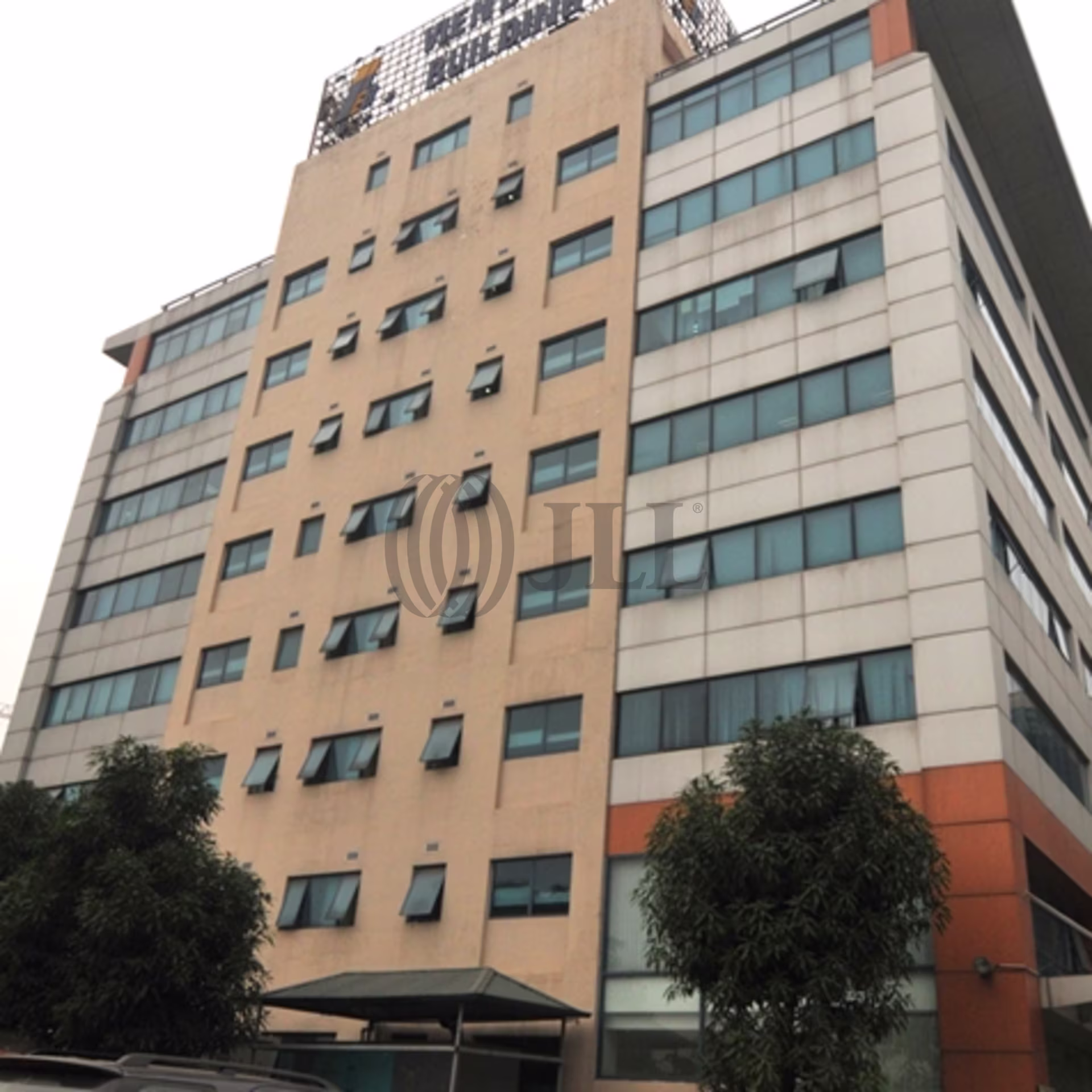 36 Hoàng Cầu