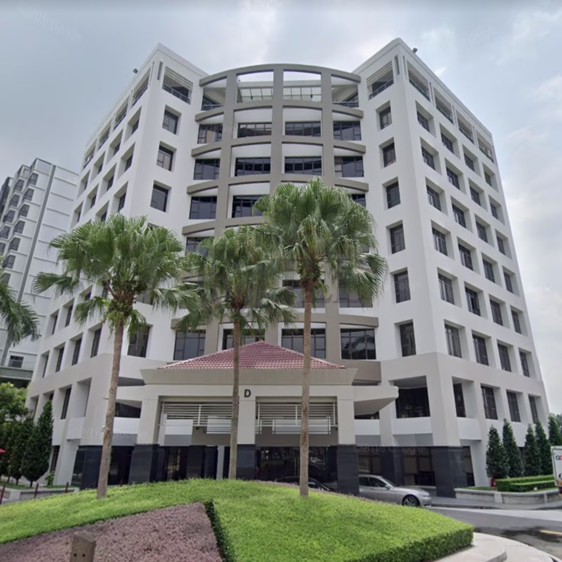 Block D, Dataran PHB, Saujana Resort, Section U2,