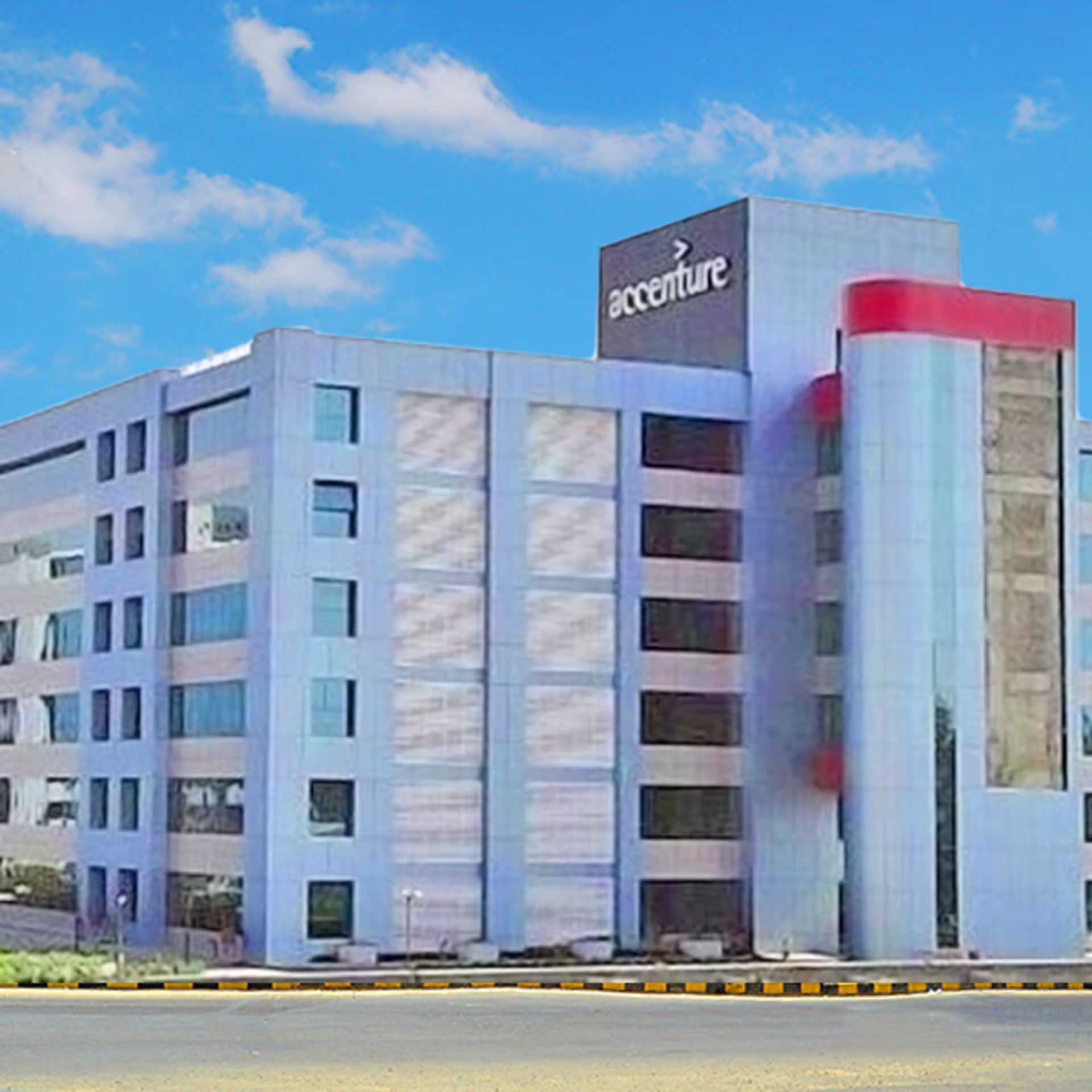 Management College Road, Kad Wasti, Magarpatta City