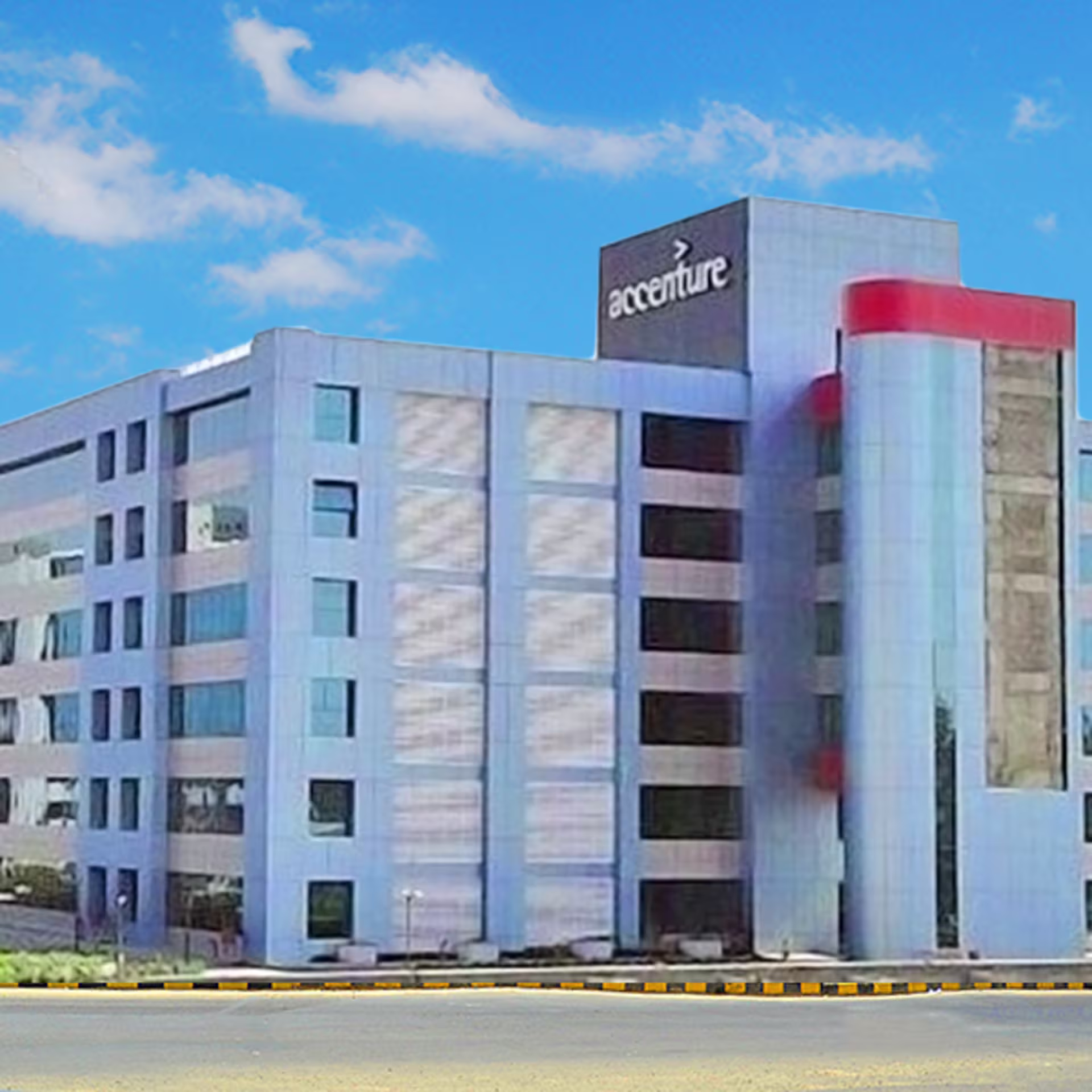 Management College Road, Kad Wasti, Magarpatta City