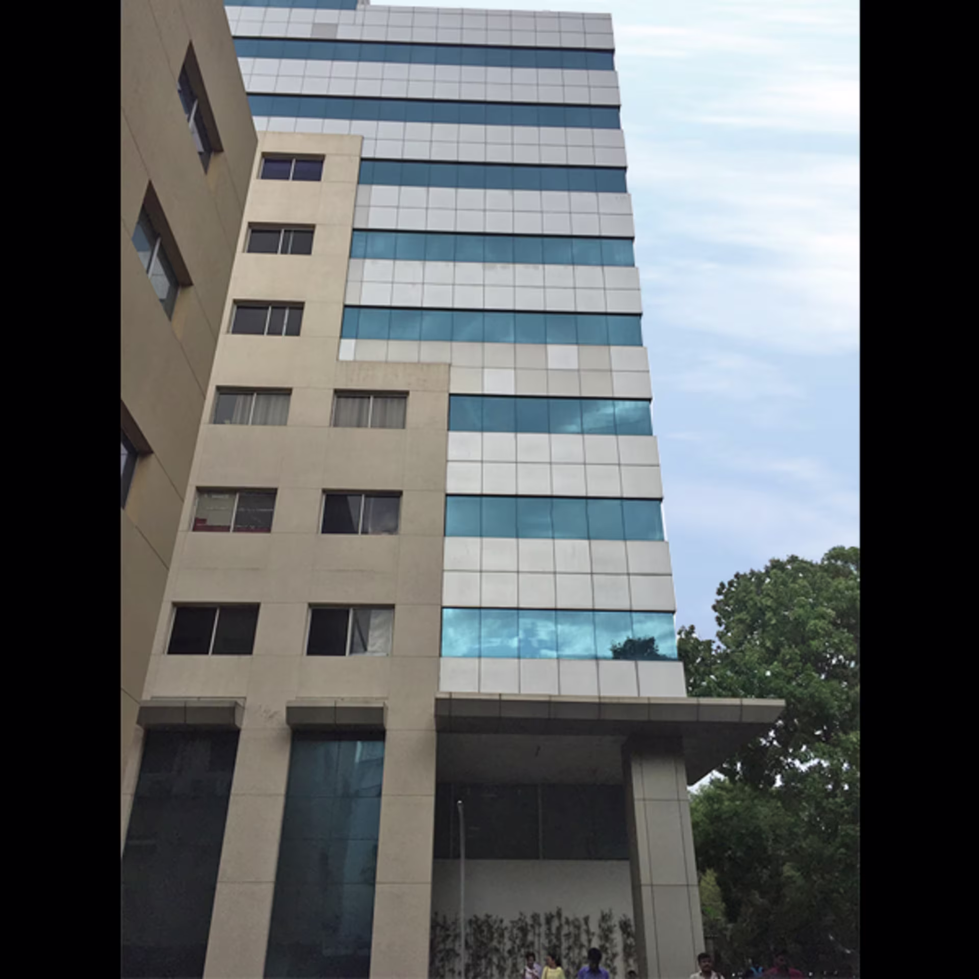 Sadhu Vasvani Road