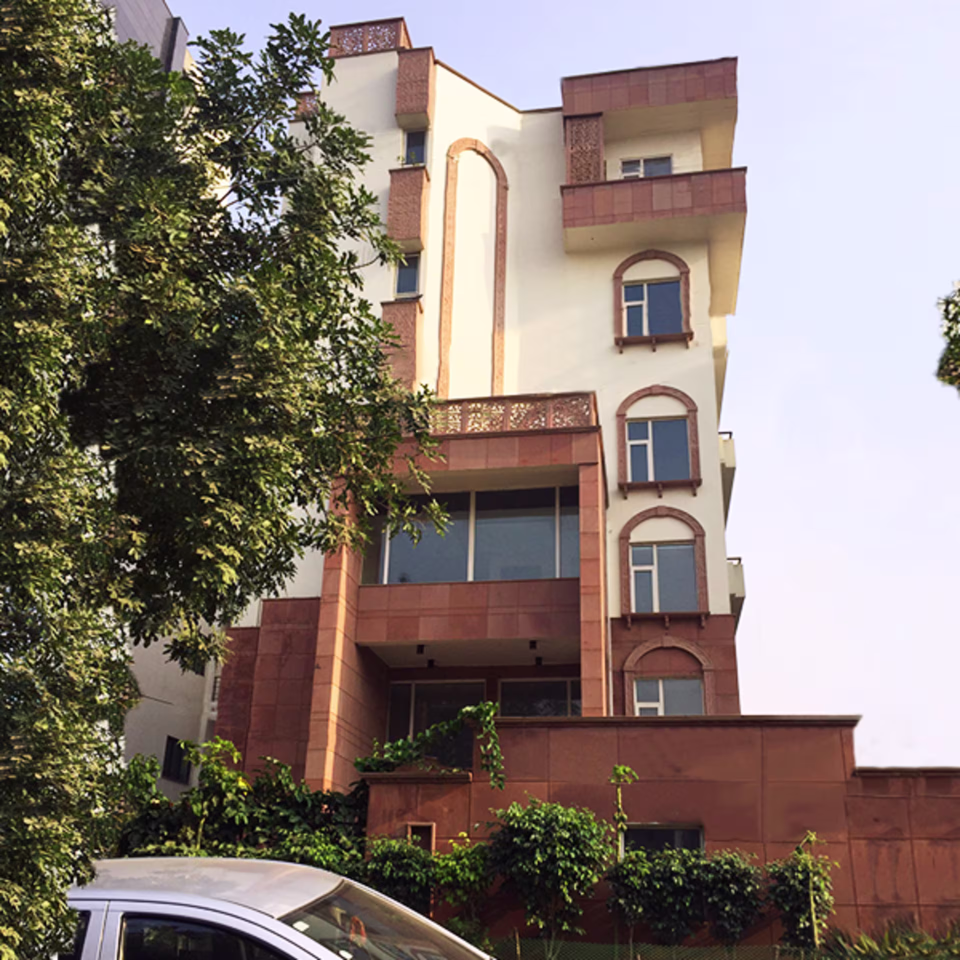 Institutional Area