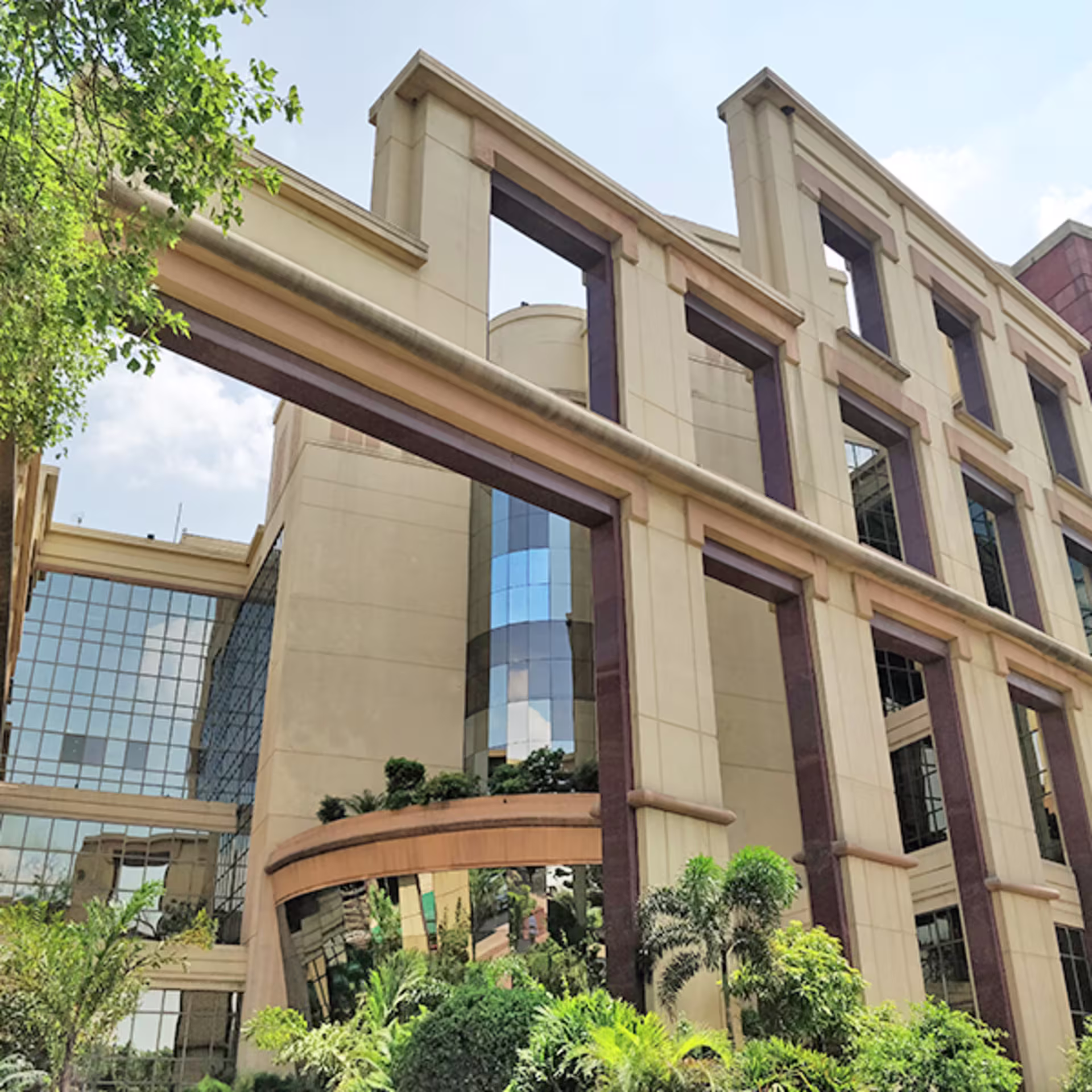 MG Road, DLF Colony, Sector 14