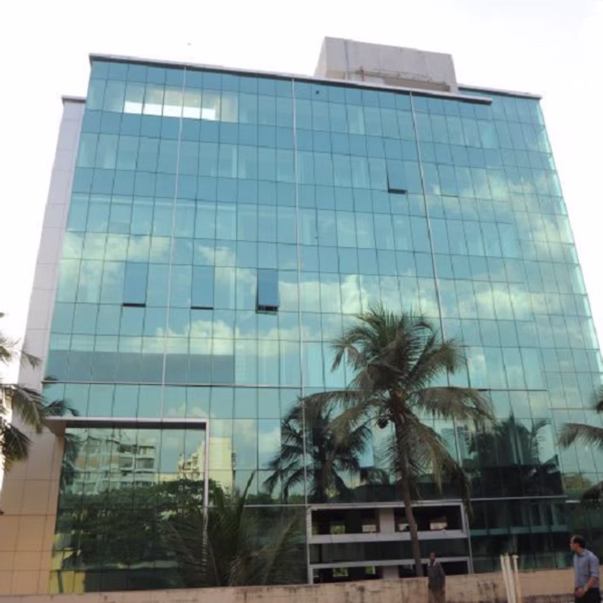 Vakratunda Corporate Park