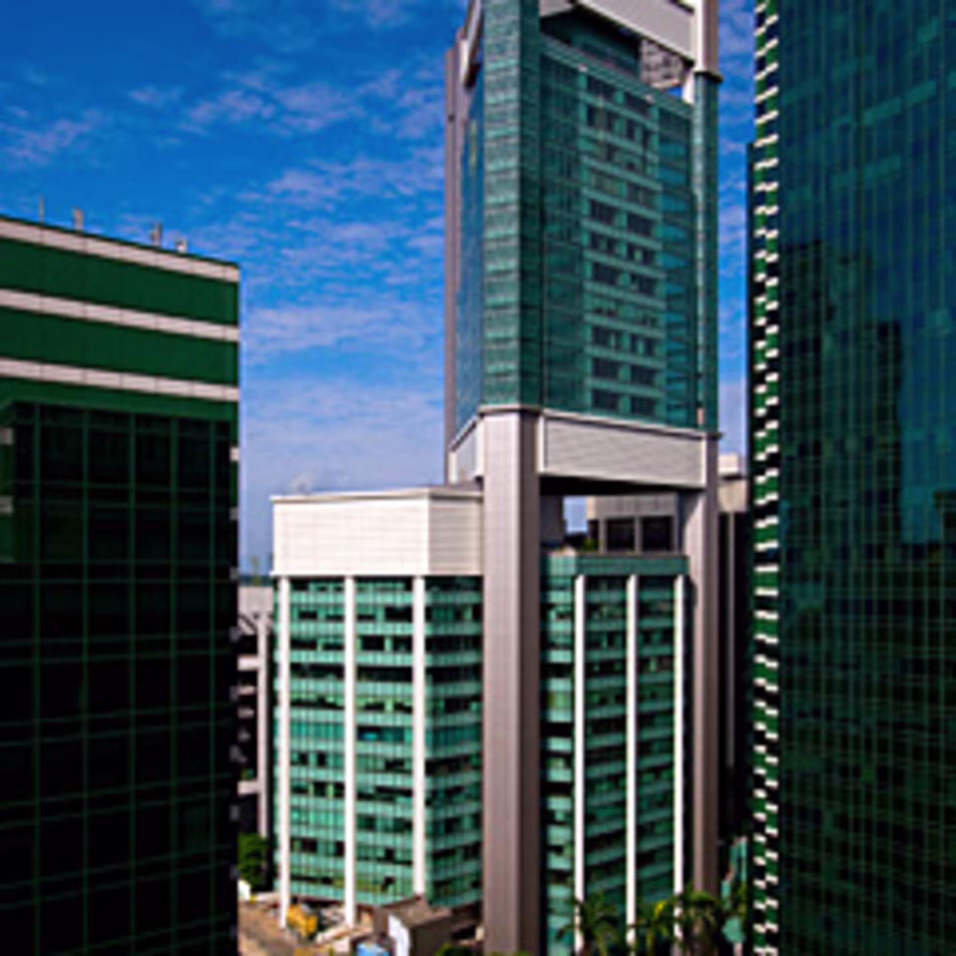 15 Hoe Chiang Road