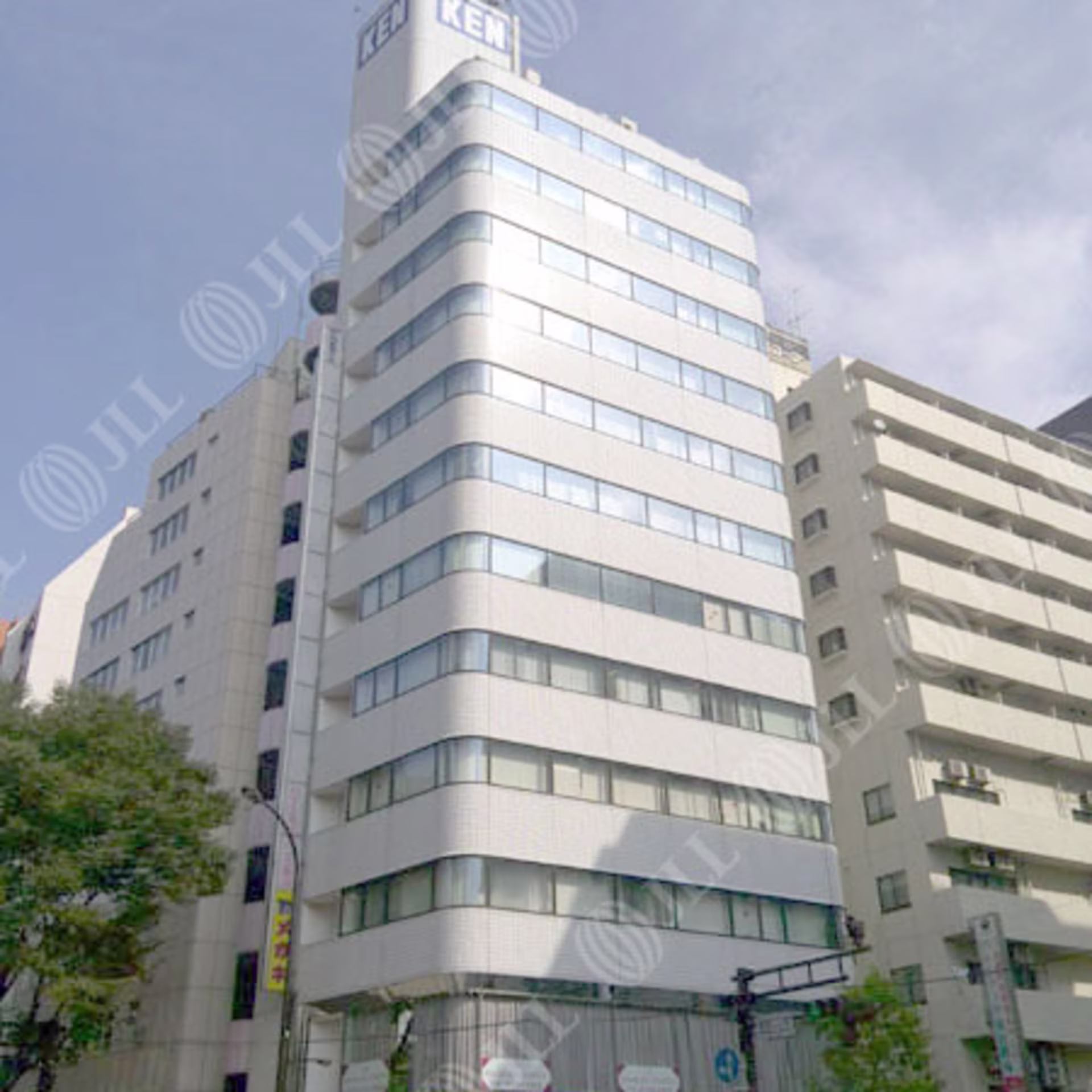 新宿2-6-4