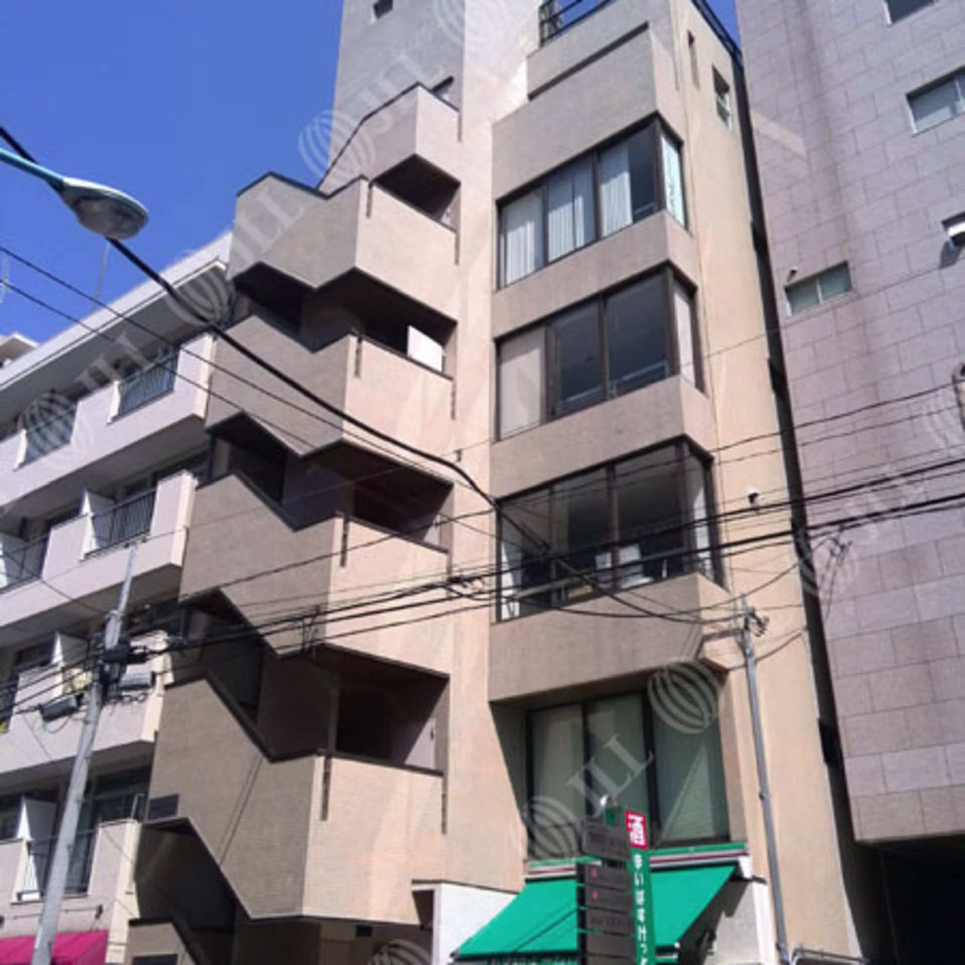 四谷三栄町6-12