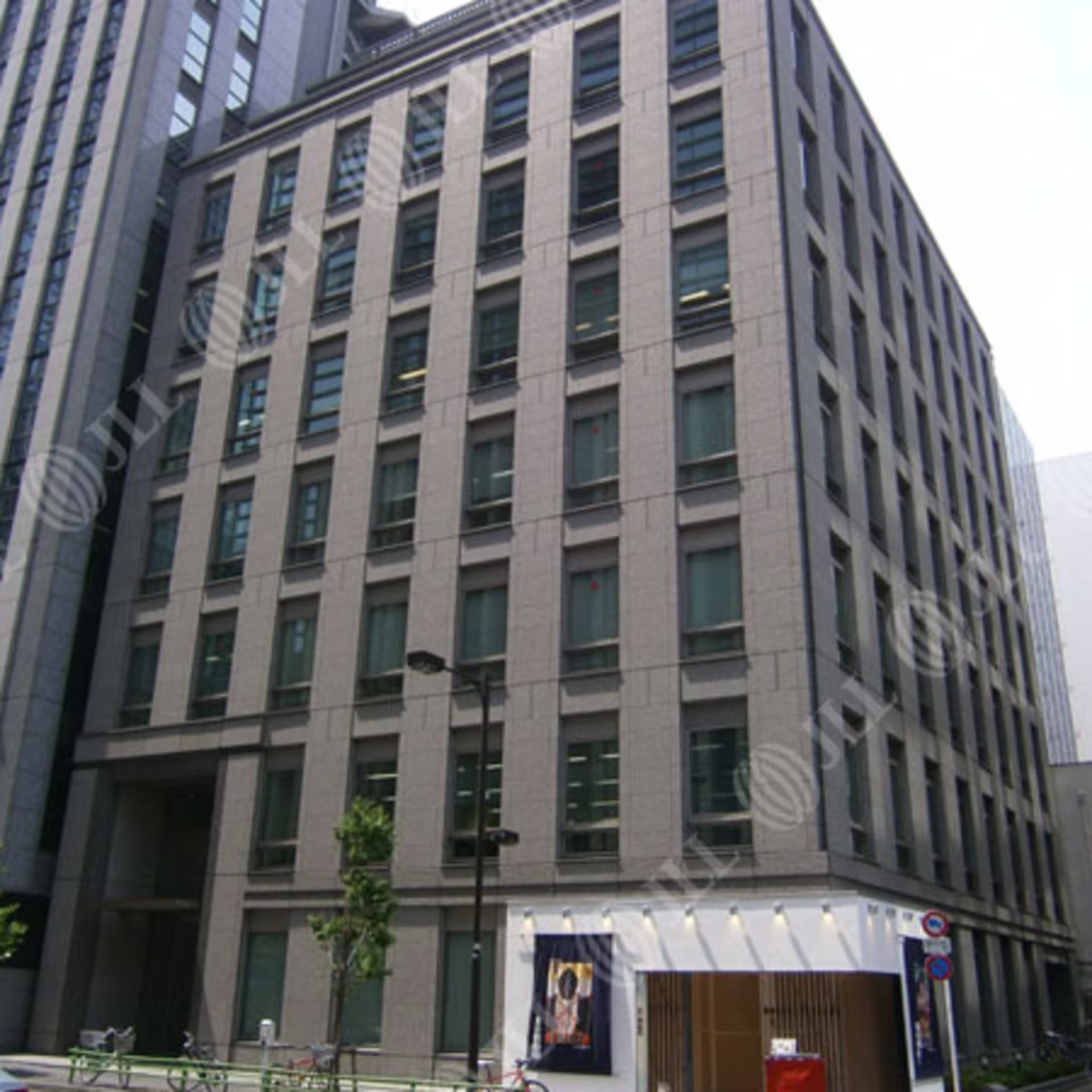 日本橋室町3-3-9