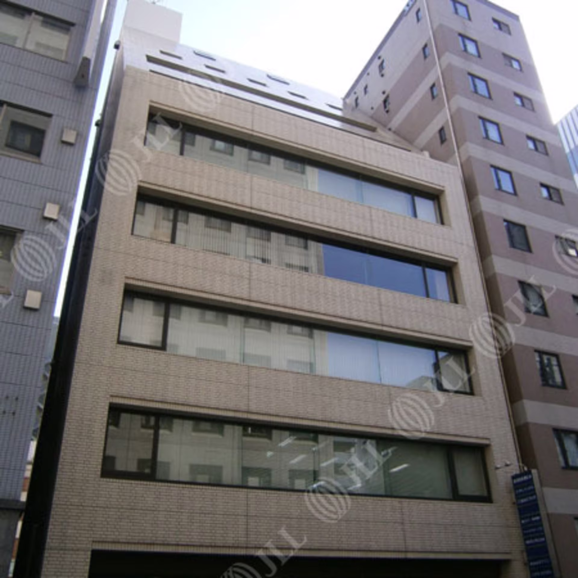 日本橋大伝馬町6-5