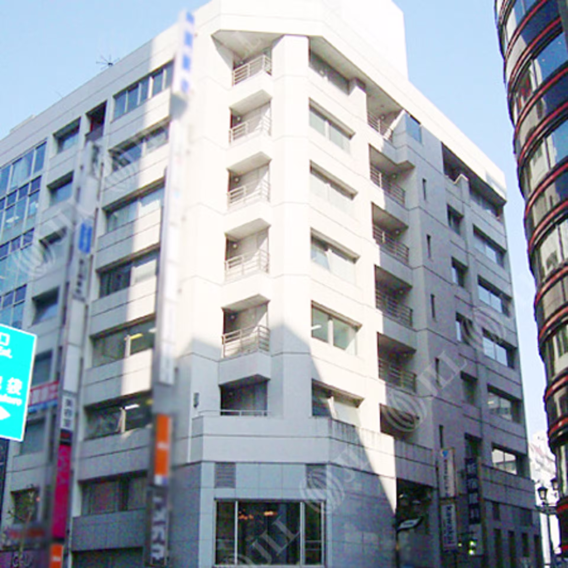 新宿3-3-9