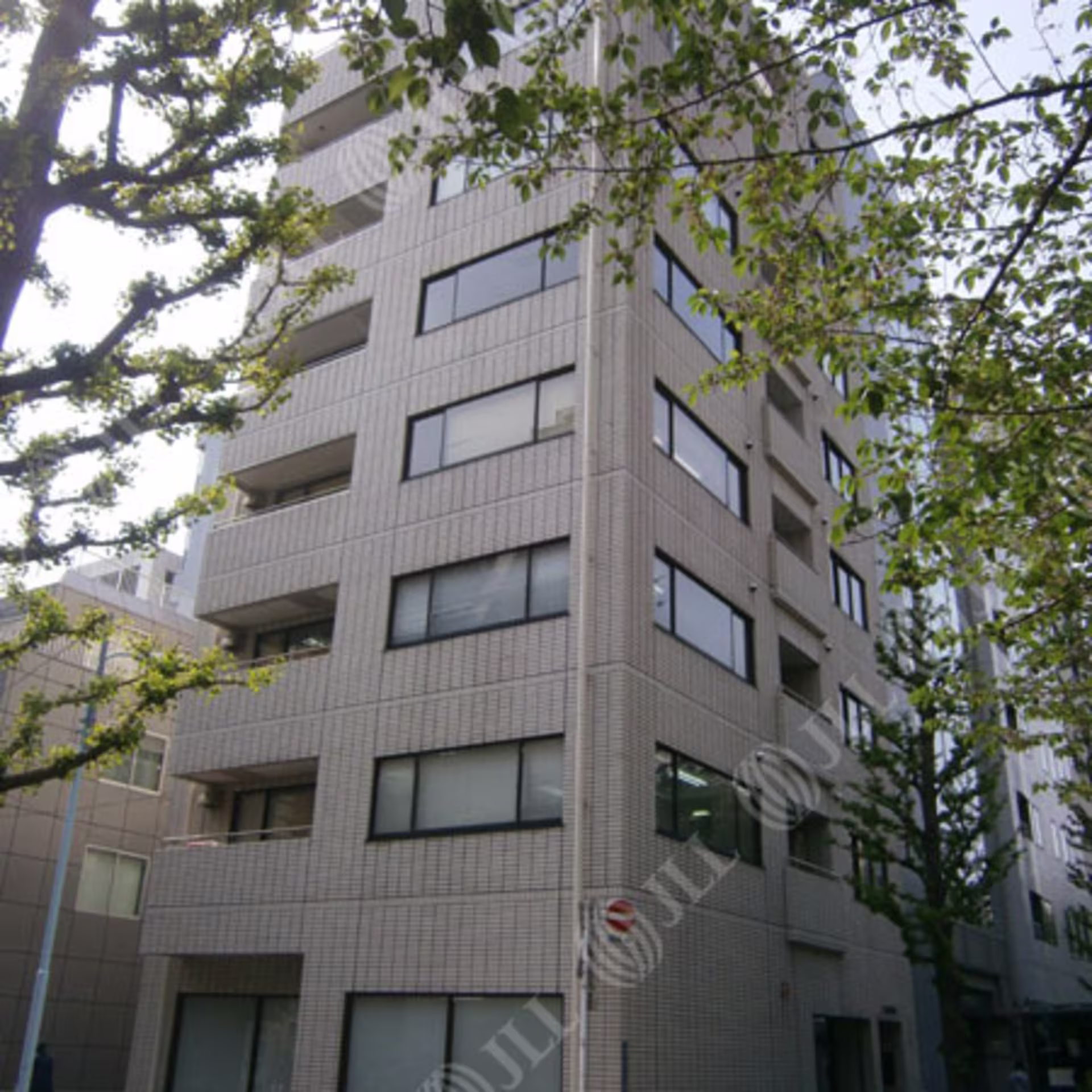 日本橋人形町2-33-8