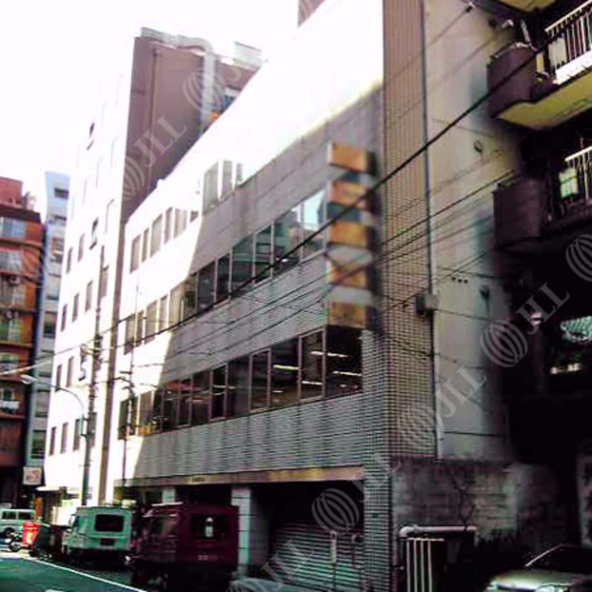 新宿1-34-5