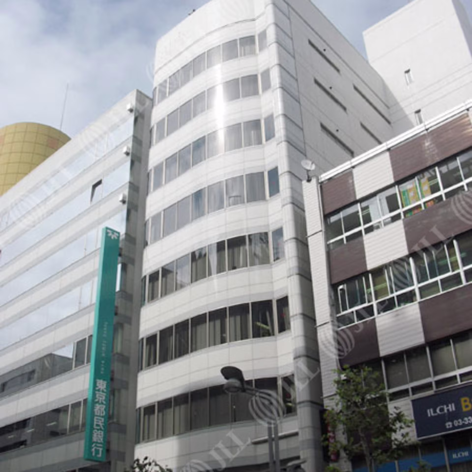 新宿2-8-6