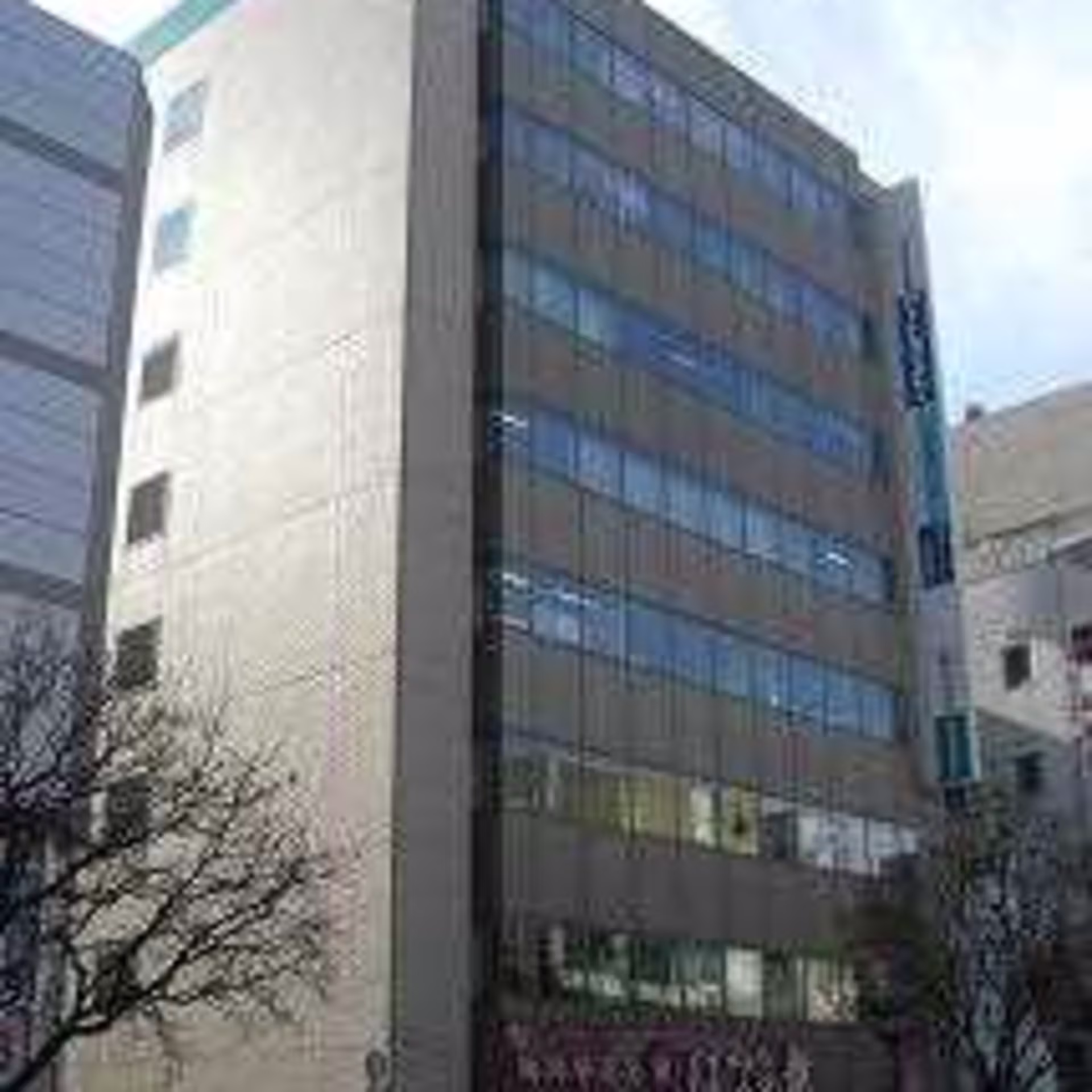 盛岡駅前通8-17