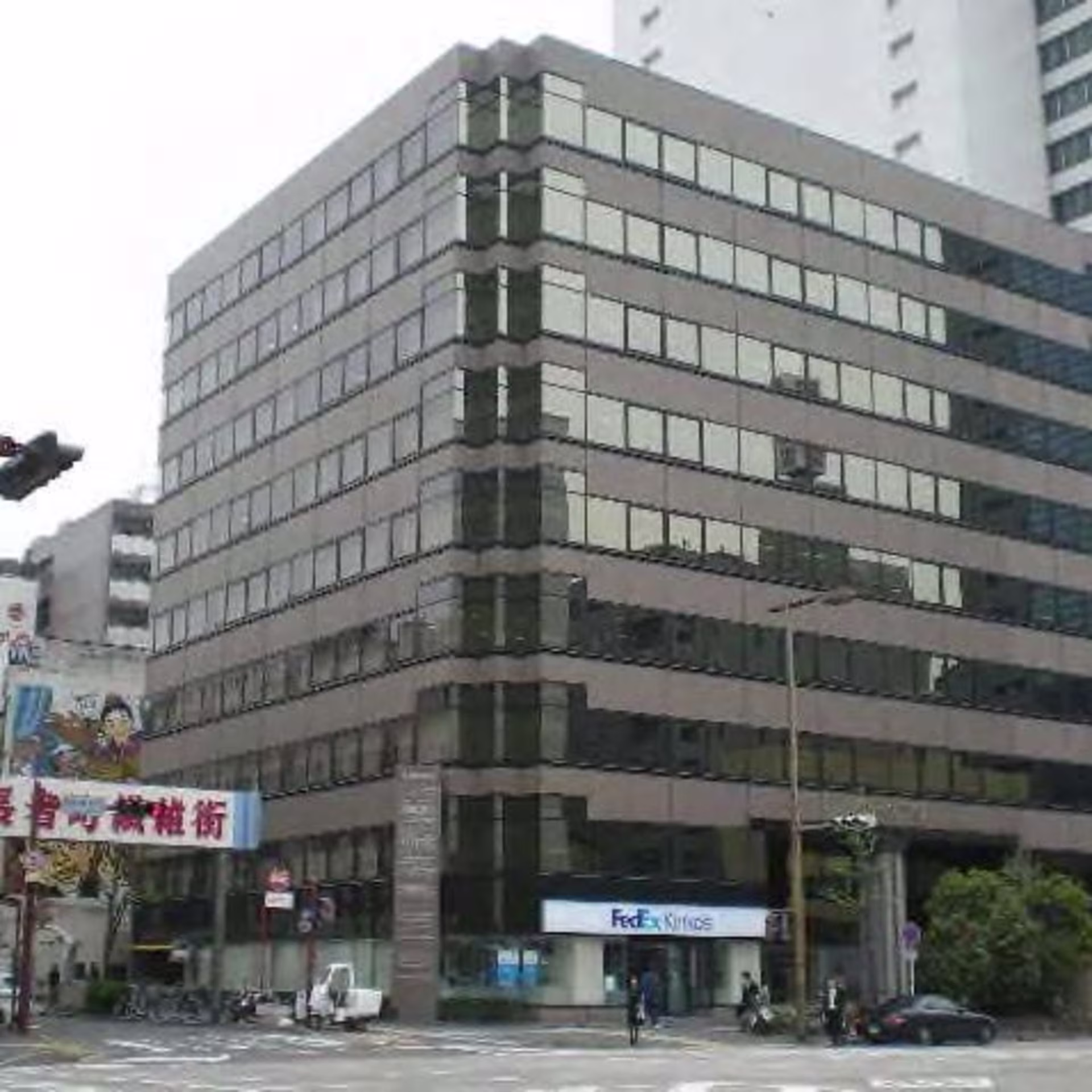 丸の内2-20-25