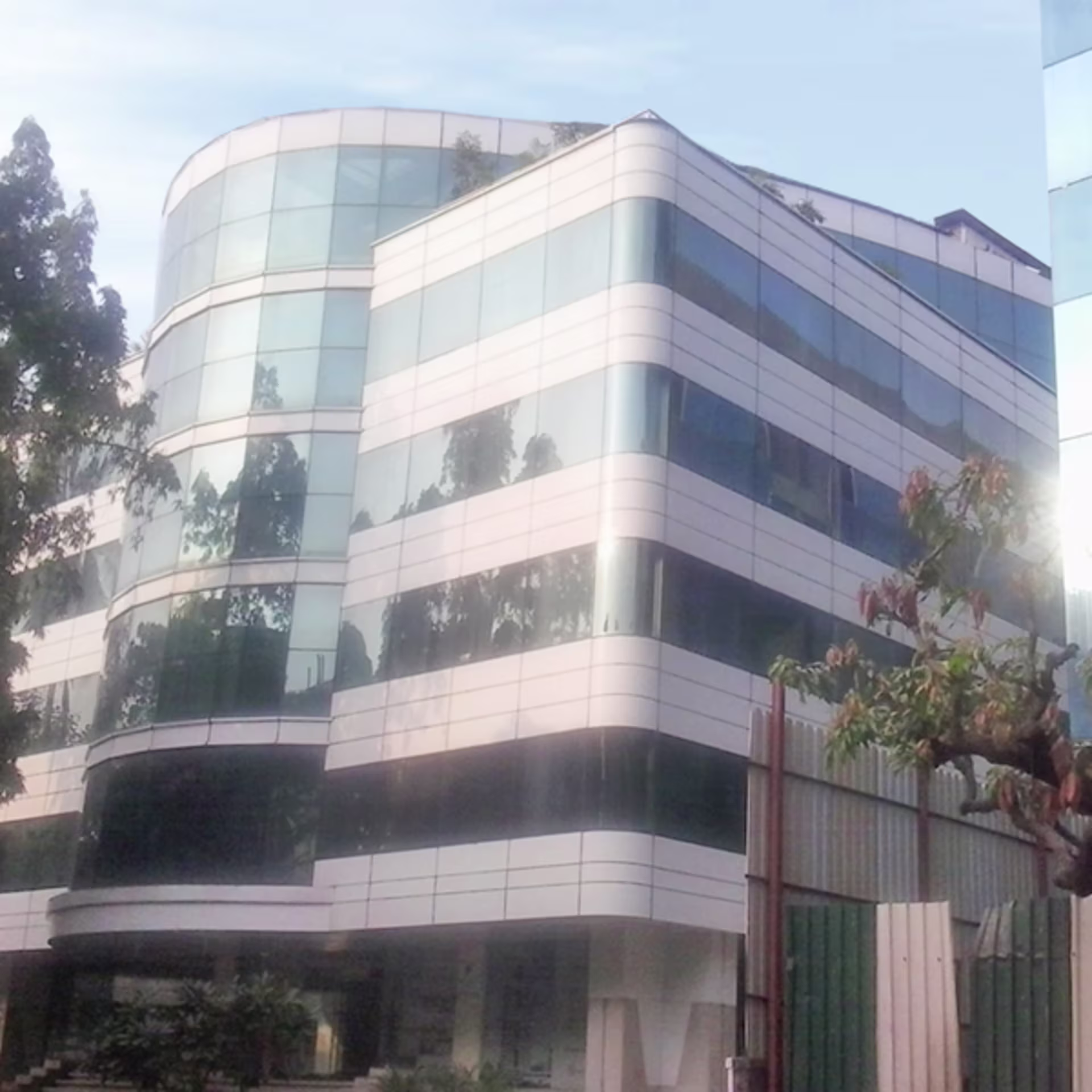 Vile Parle(E)