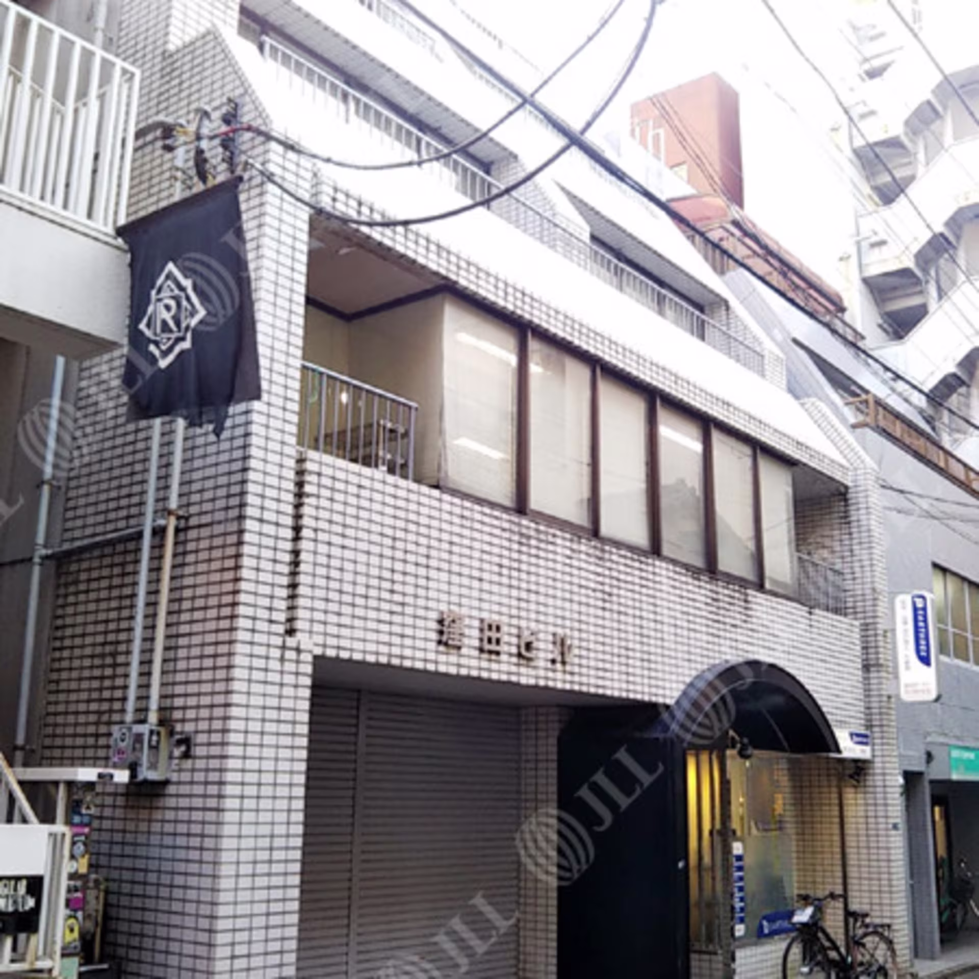 新宿1-30-12