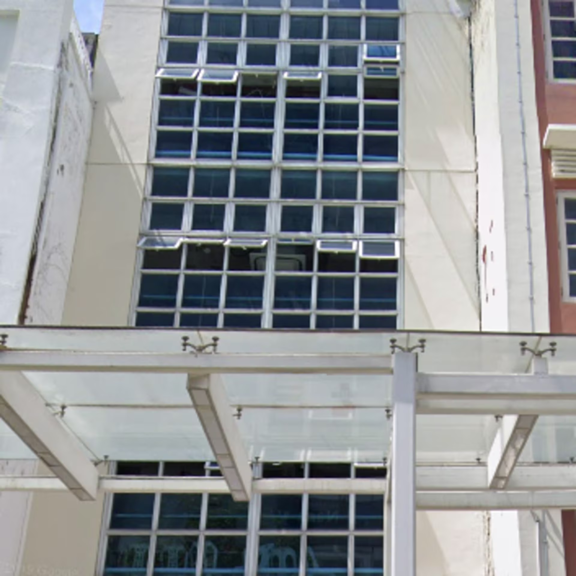 23 New Bridge Road