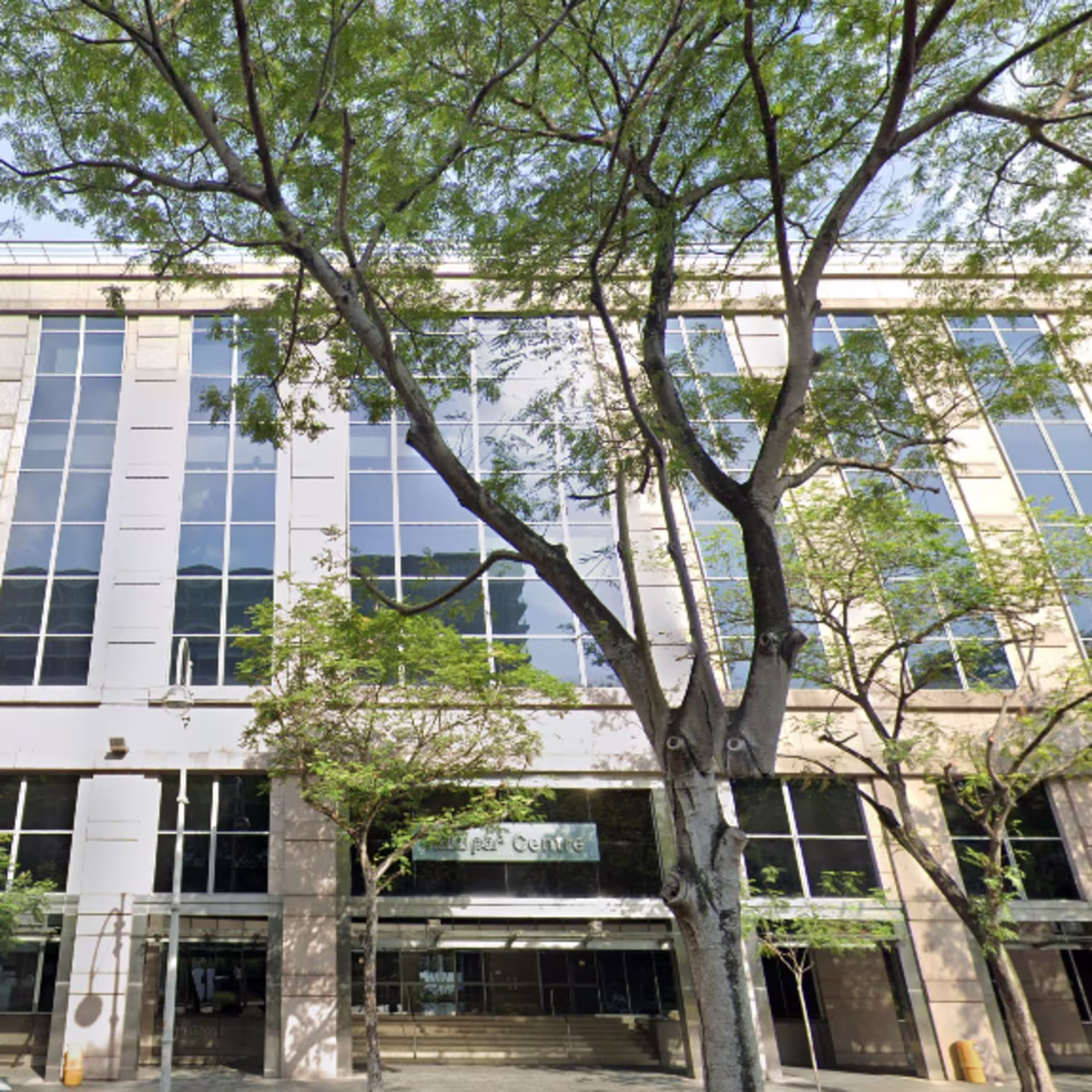 180 Clemenceau Avenue