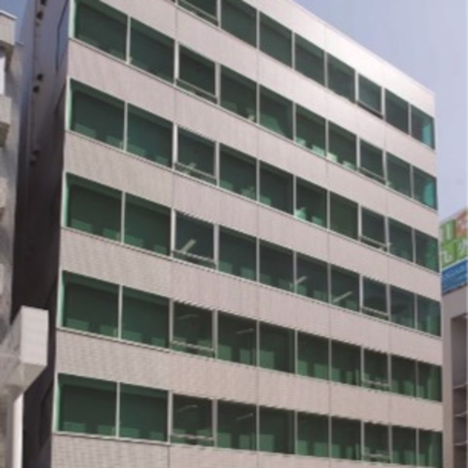 博多駅東1-13-6