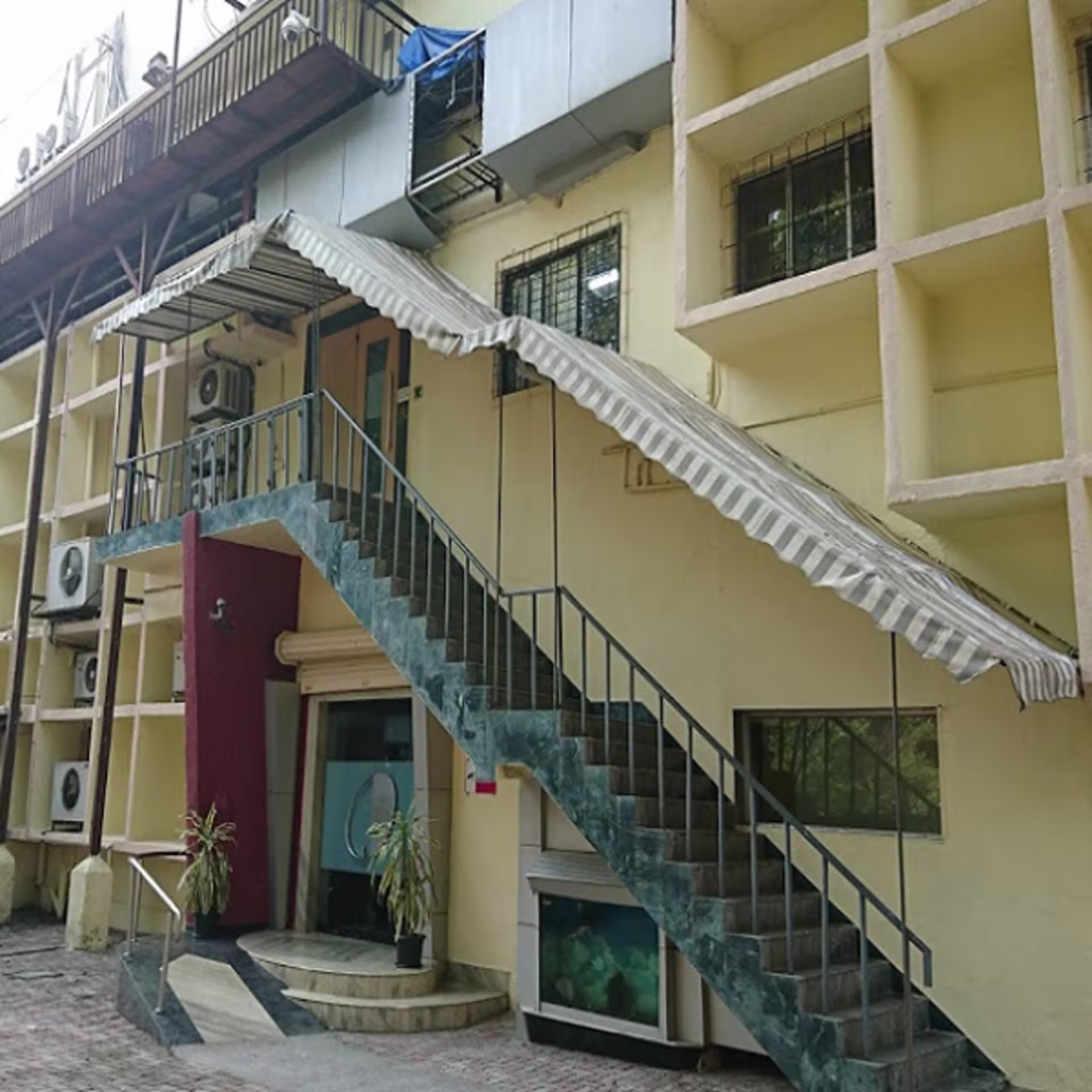 Mehra Industrial Estate, LBS Marg, Vikhroli West