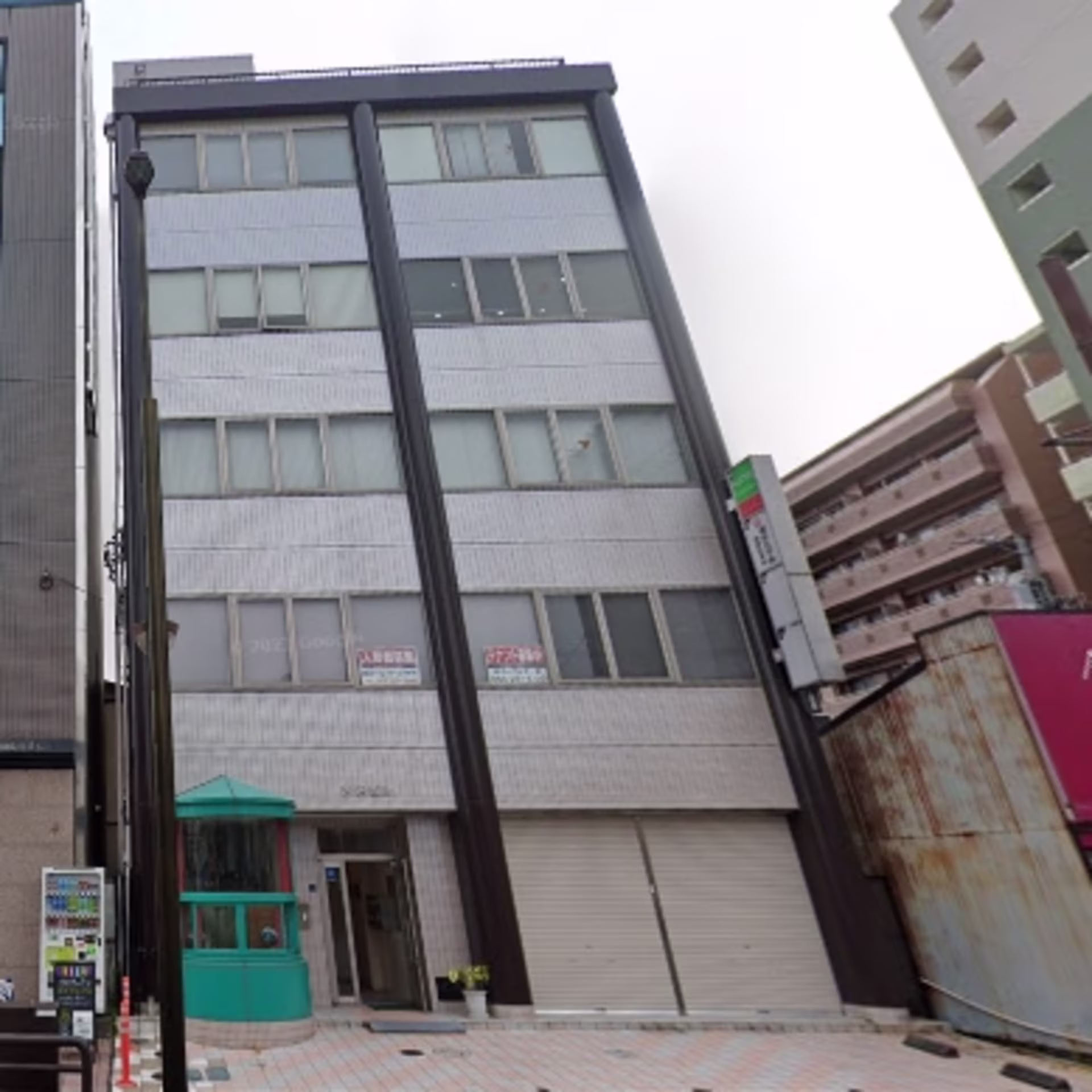 稲川1-3-3