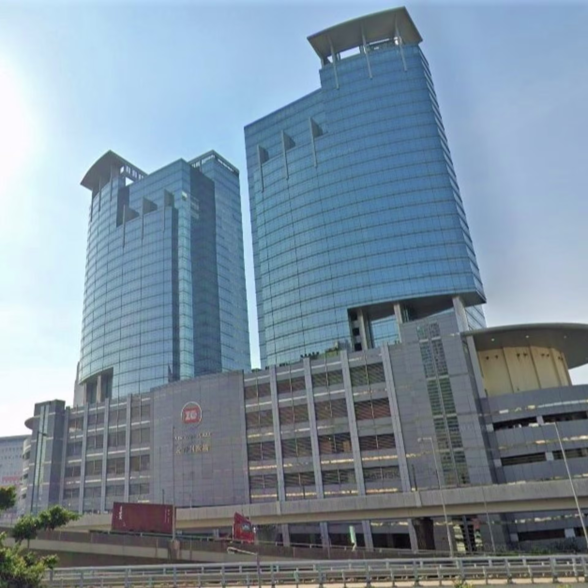 88 Container Port Road