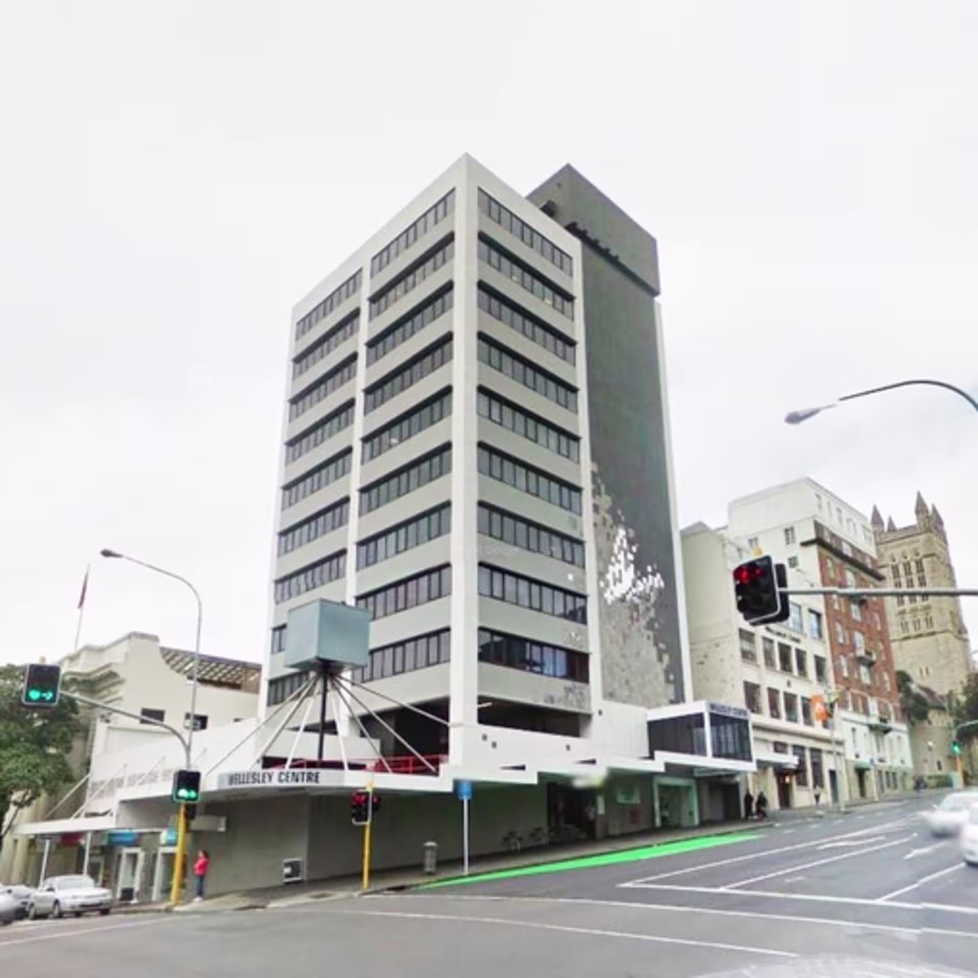 44 - 52 Wellesley Street W