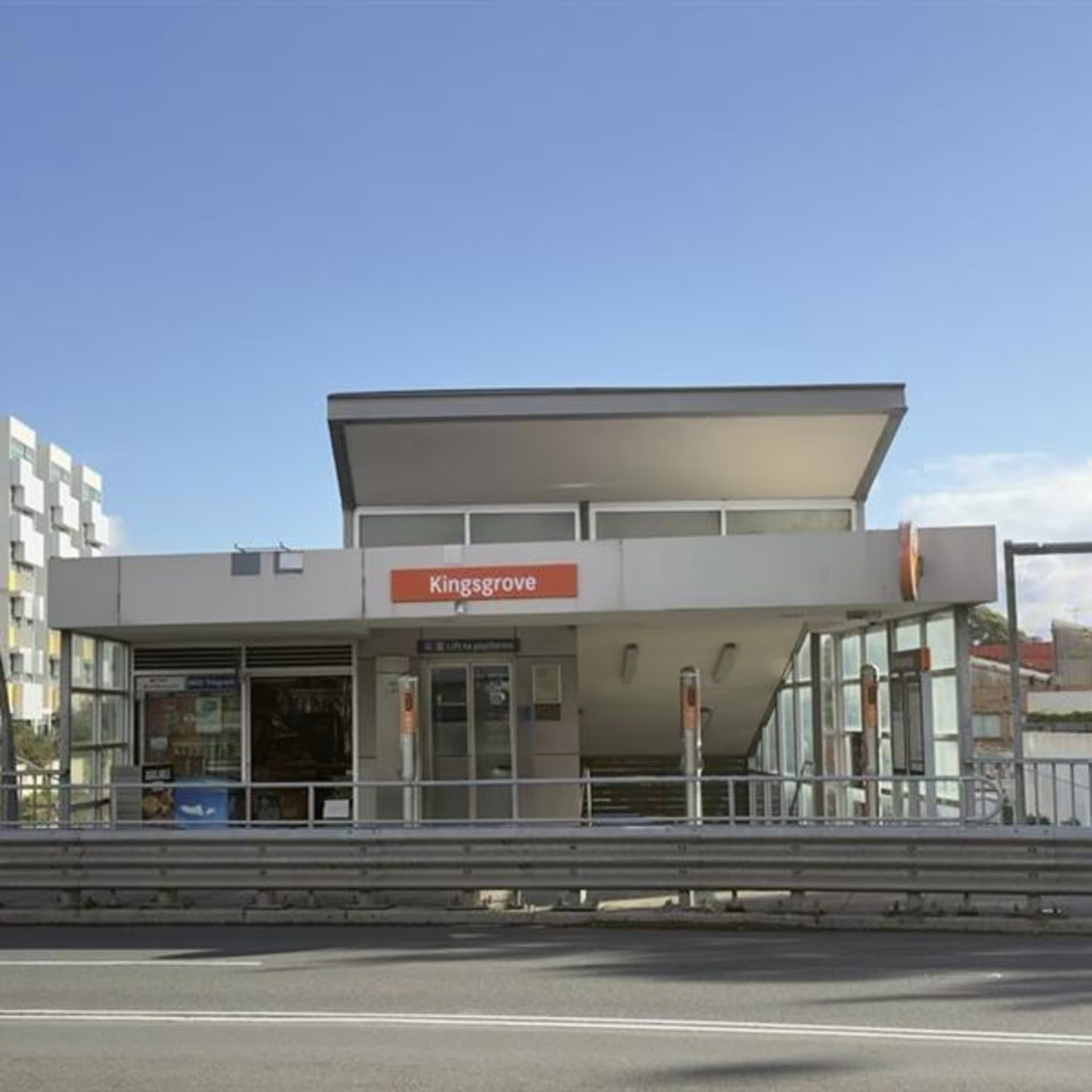 1 Mashman Avenue