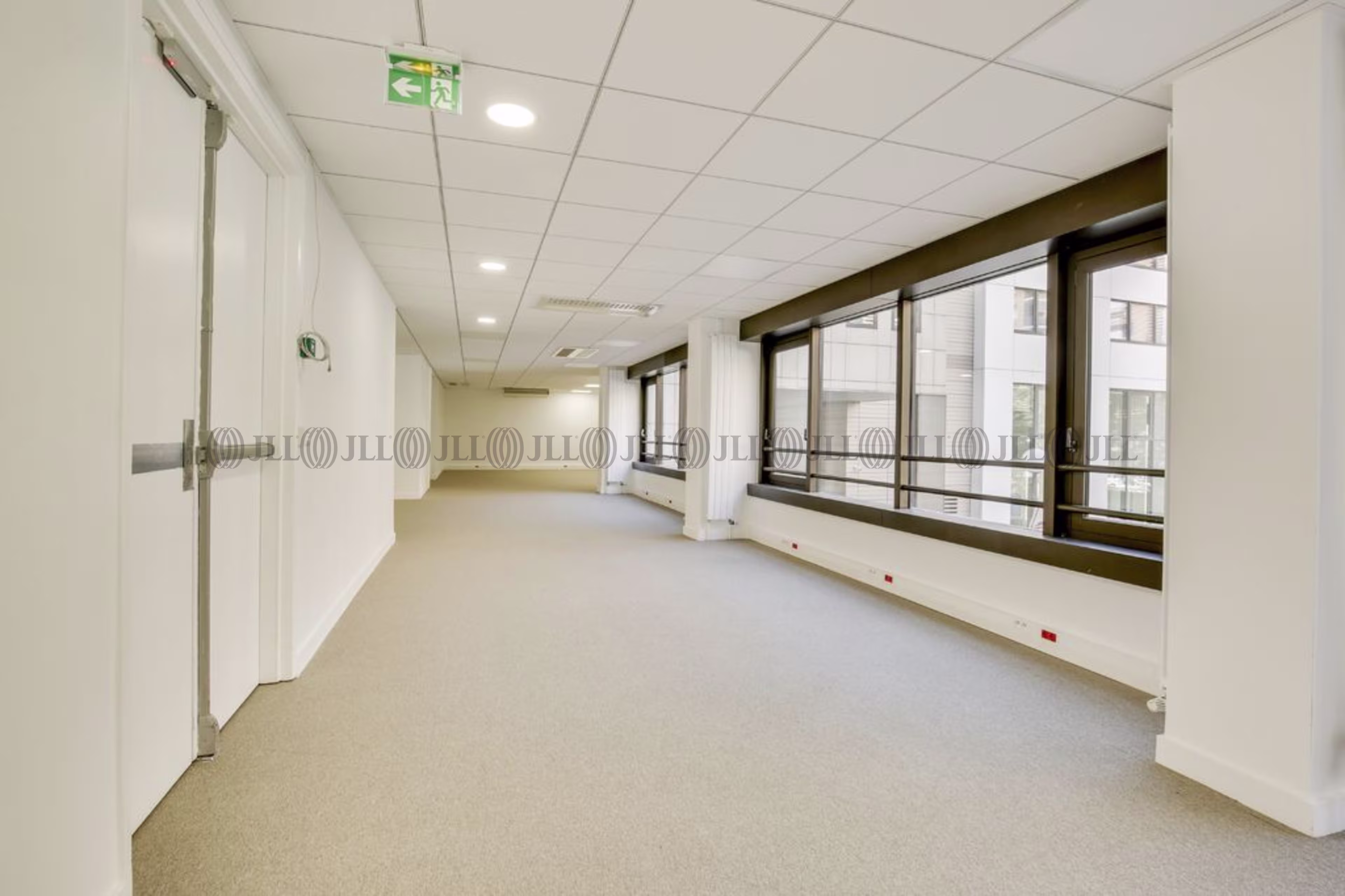 LES PORTES DE L'ARCHE