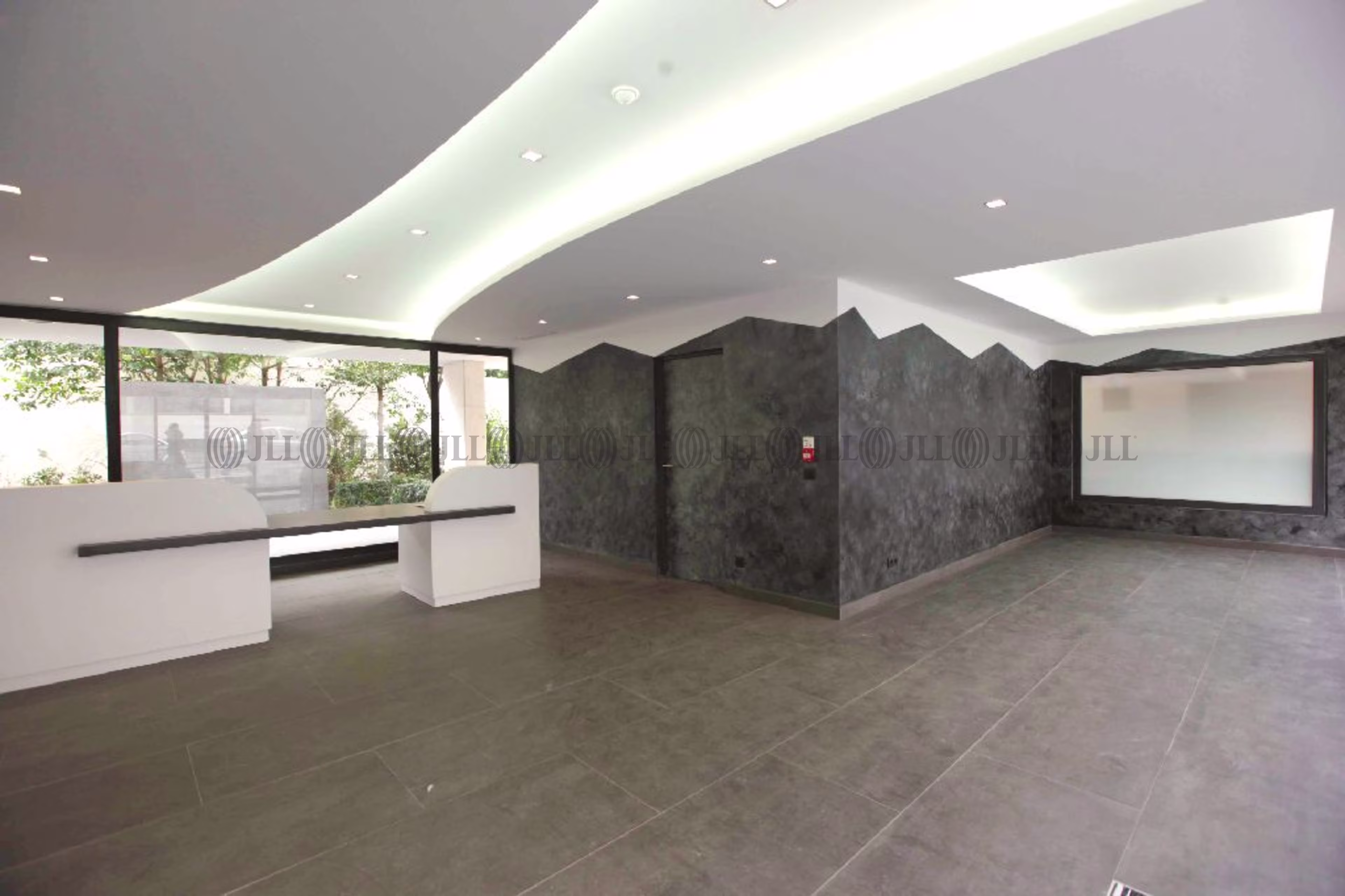DESKEO NEUILLY
