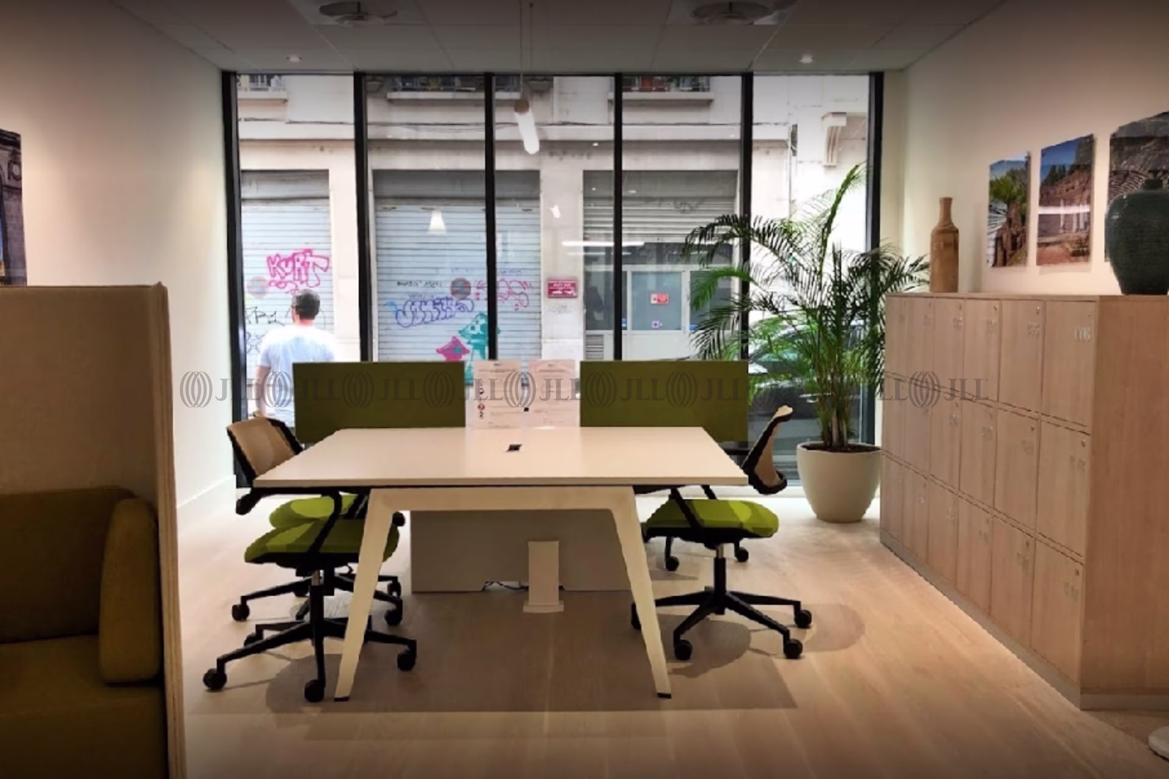 REGUS - BROTTEAUX LE 6B