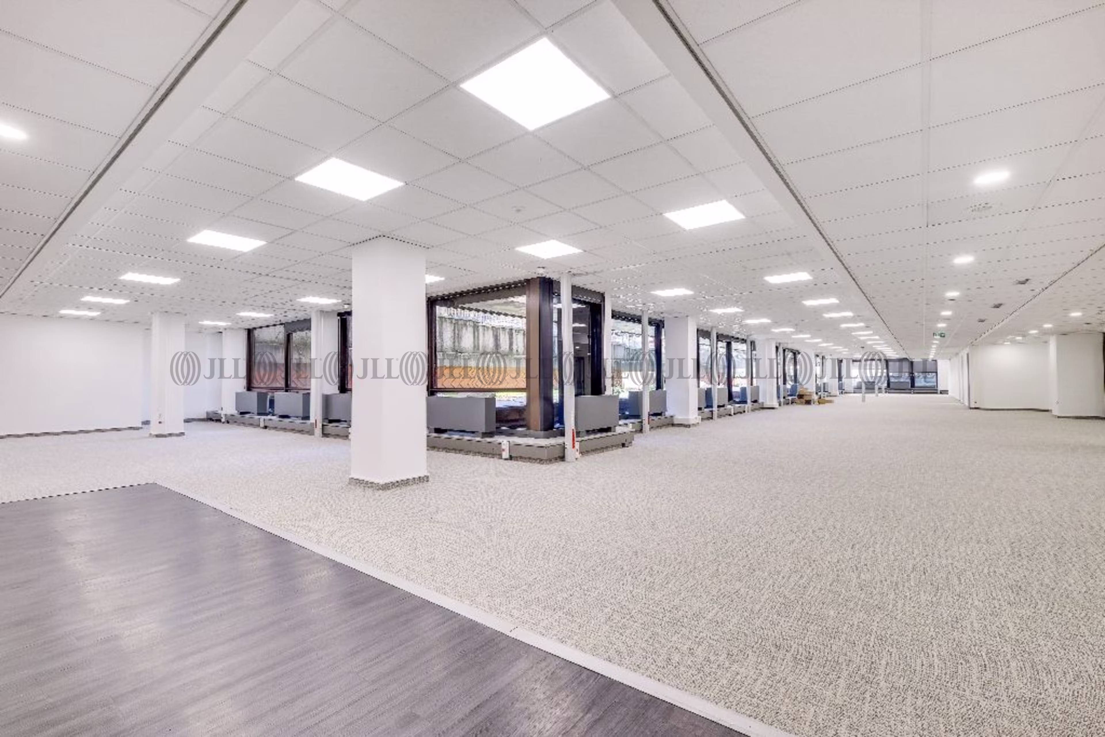 LES BUREAUX DE LA COLLINE