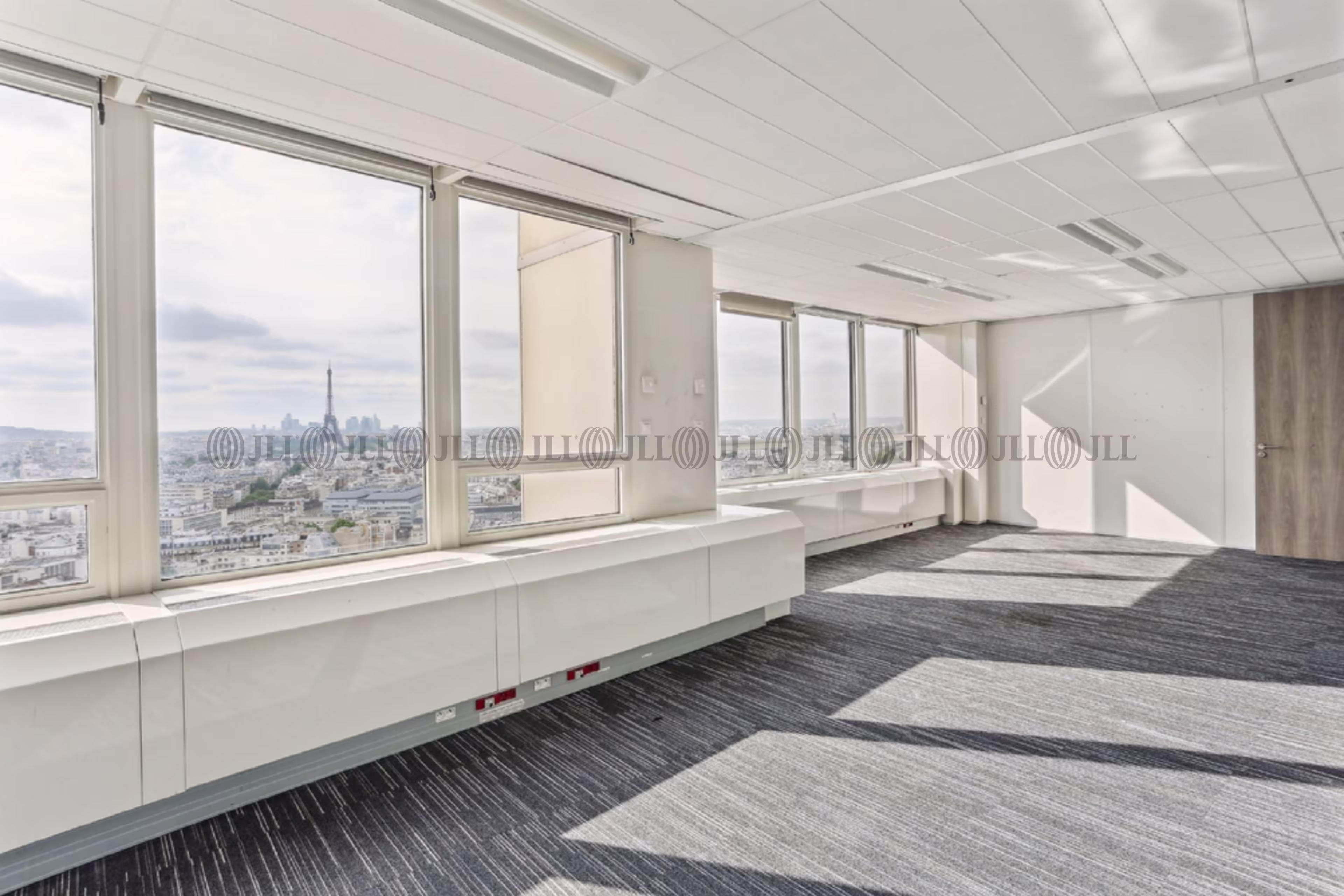 TOUR MONTPARNASSE