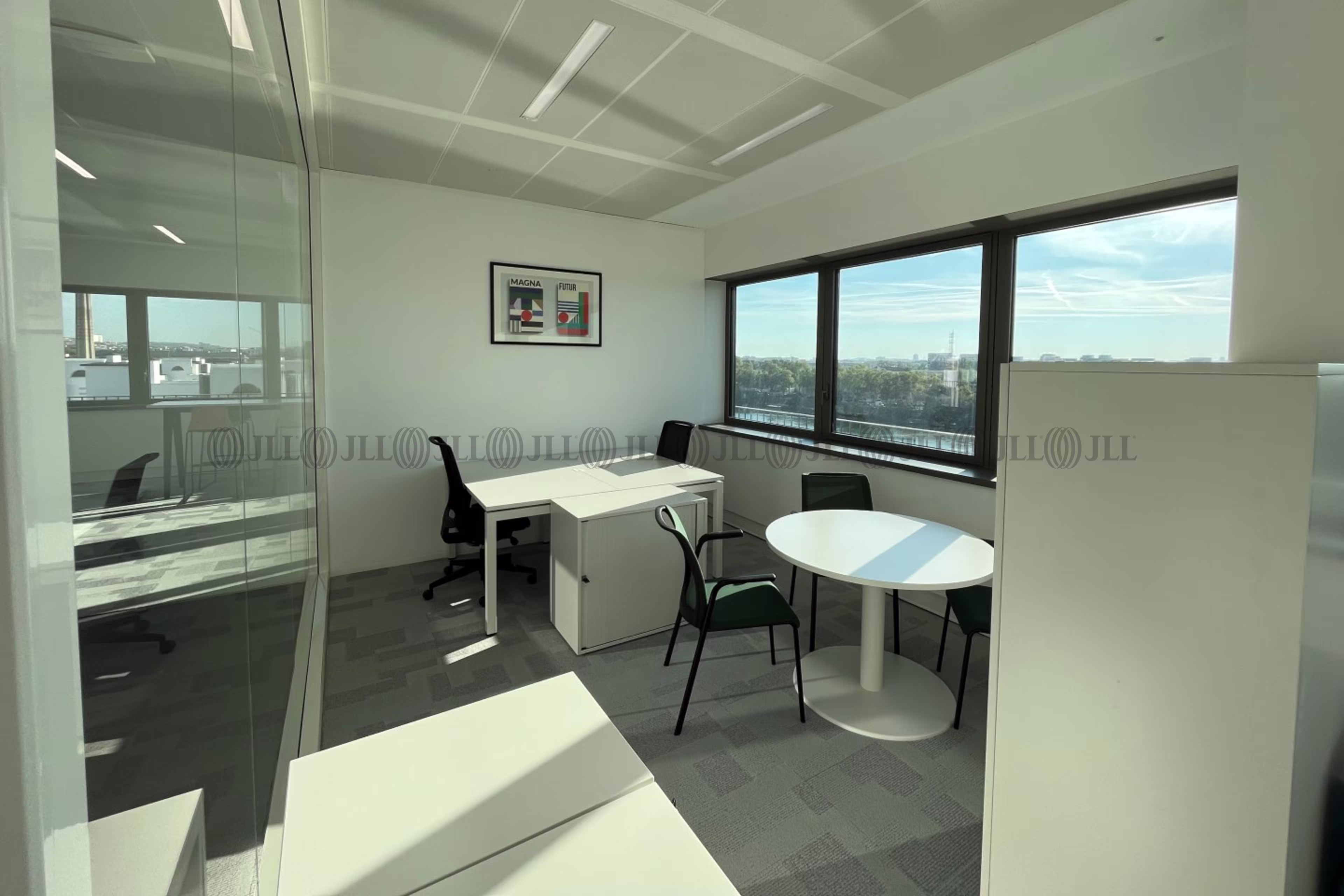 REGUS - CONFLUENCE PYLOTE