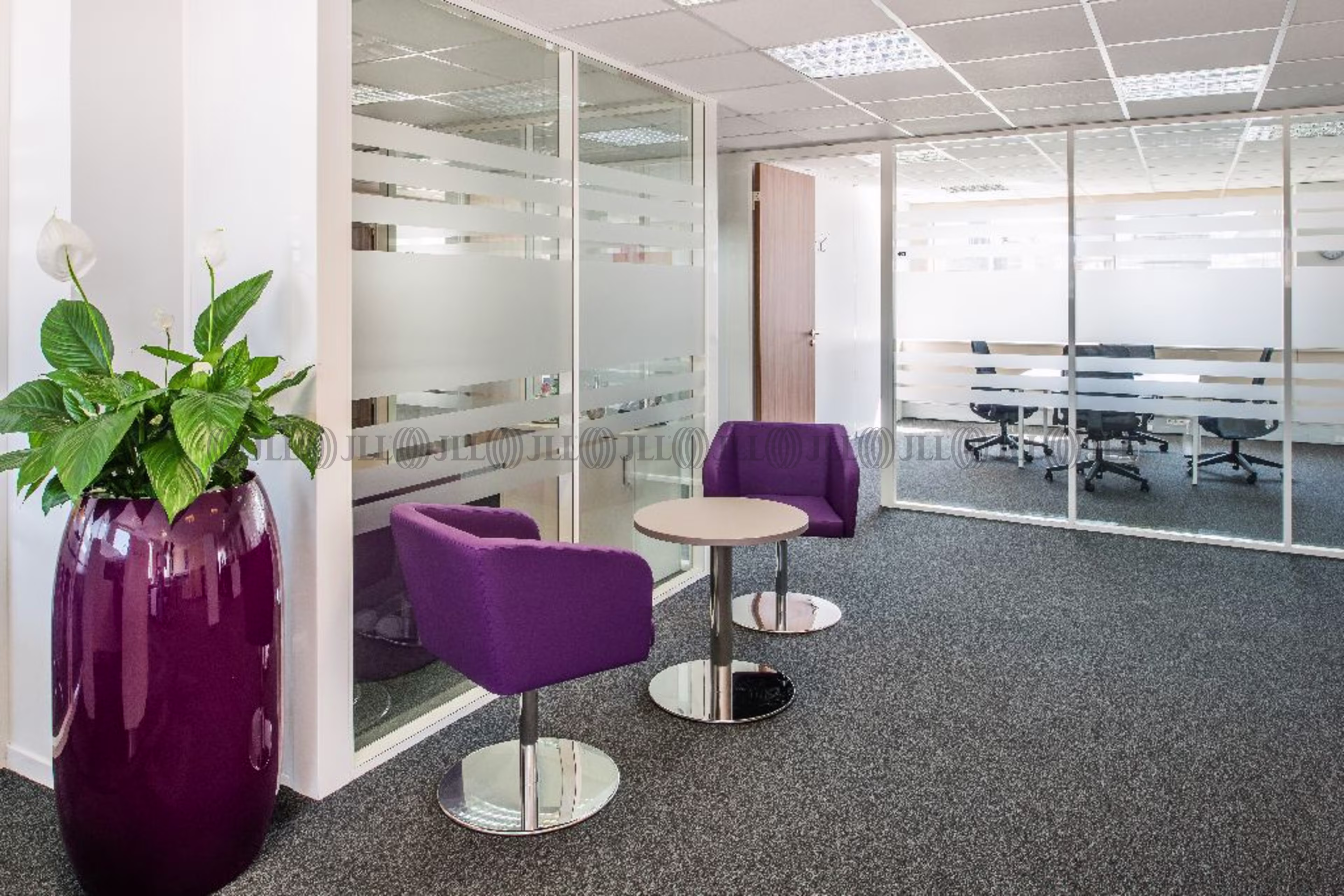 CENTRE D'AFFAIRES MONTROUGE ARC EN CIEL