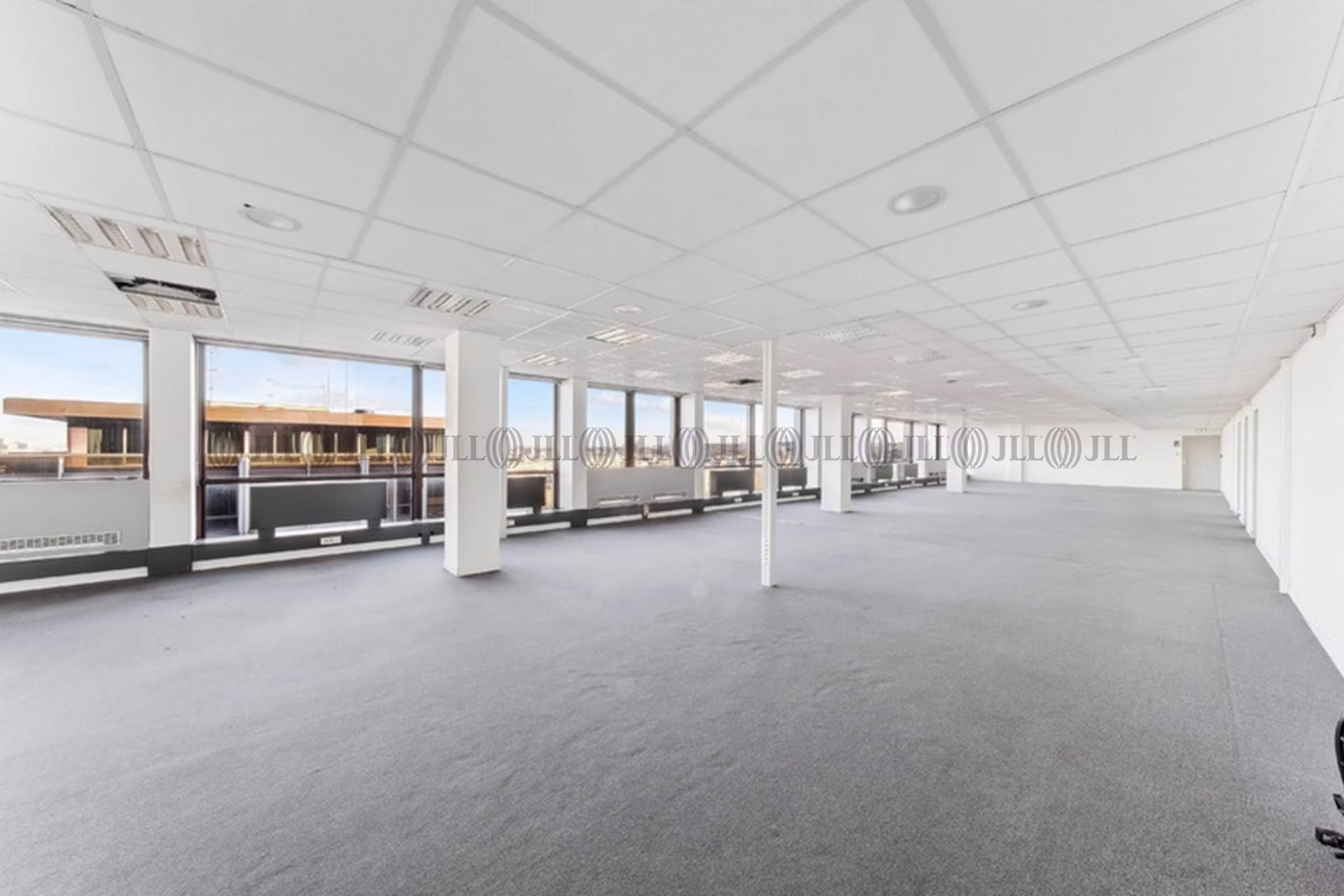 LES BUREAUX DE LA COLLINE